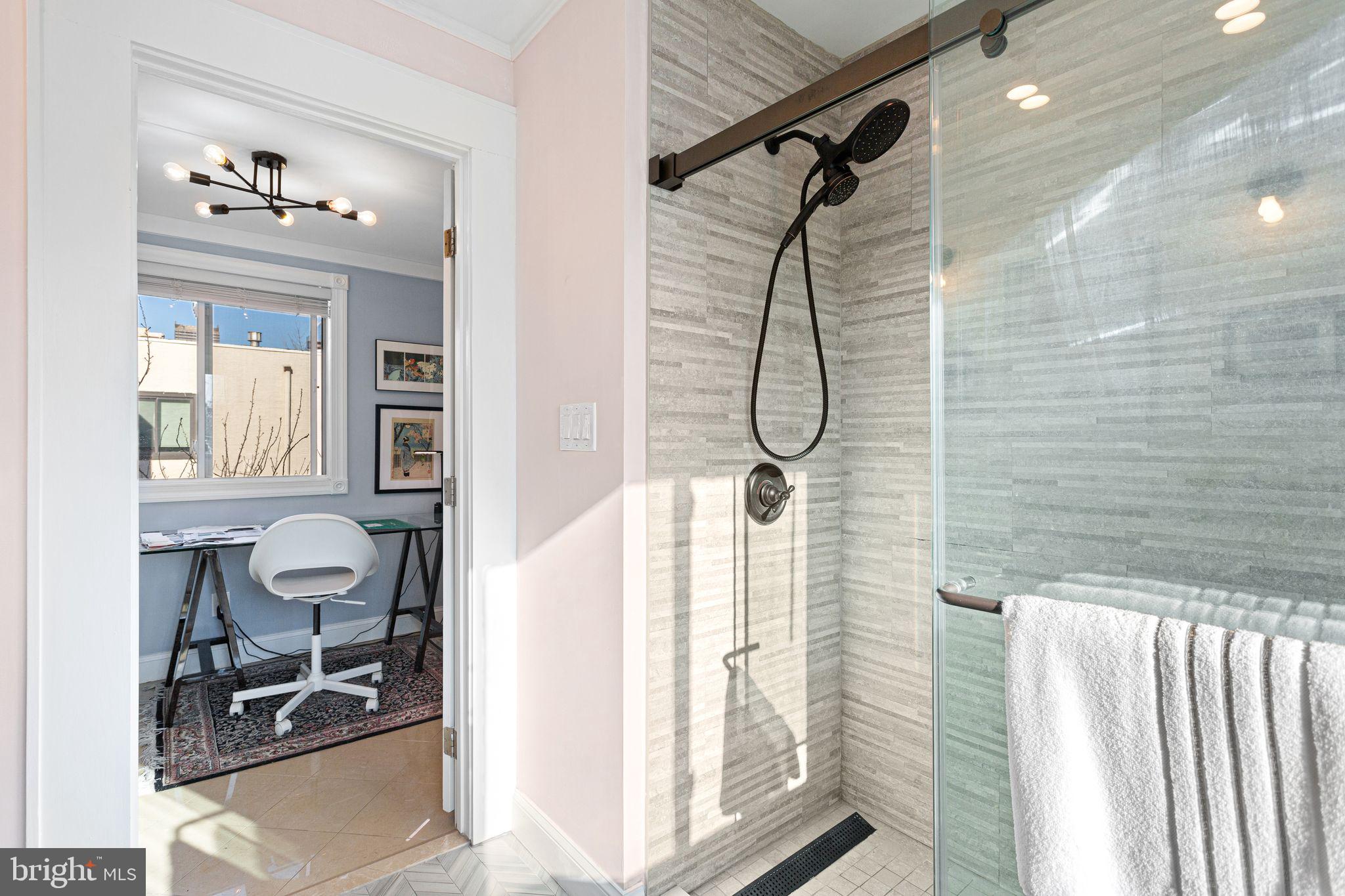 GRADUATE HOSPITAL - Residential