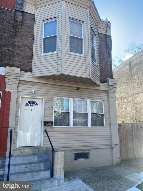 Welcome to 3739 N 10th Street, a delightful 3-bedroom, 1-bathroom home. It is move-in ready and a great
home in the Hunting Park section of Philadelphia just minutes away from Temple University. This property
offers a unique opportunity for both investors and first-time homebuyers. Excellent rental history. Full rehab
2014 , plumbing, electricity, roof, windows ....Ready to move in. Let's make a deal!!!