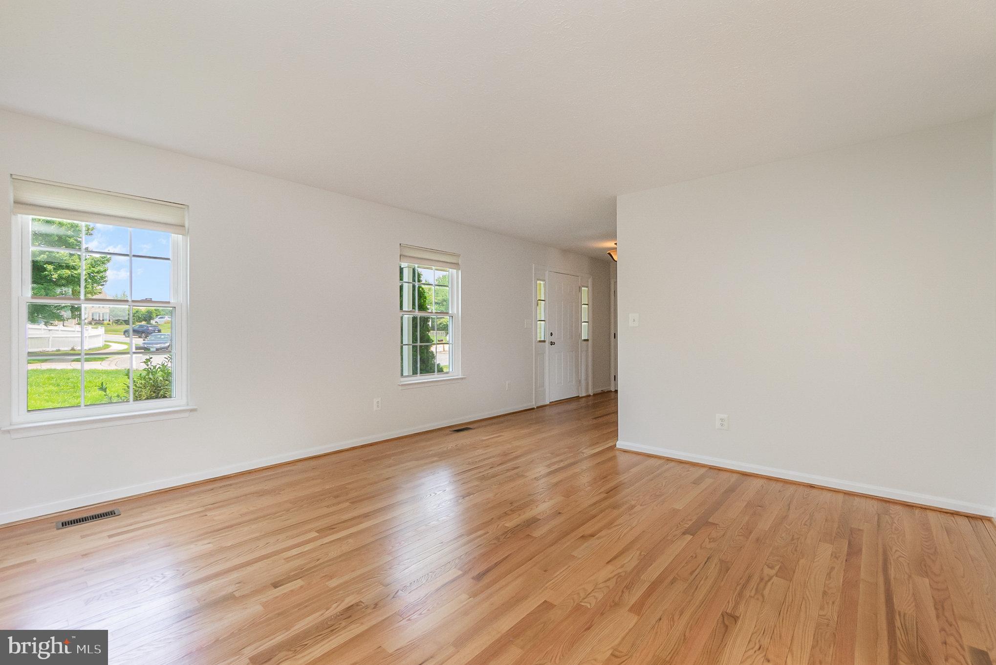 FOREST LAKES - Residential