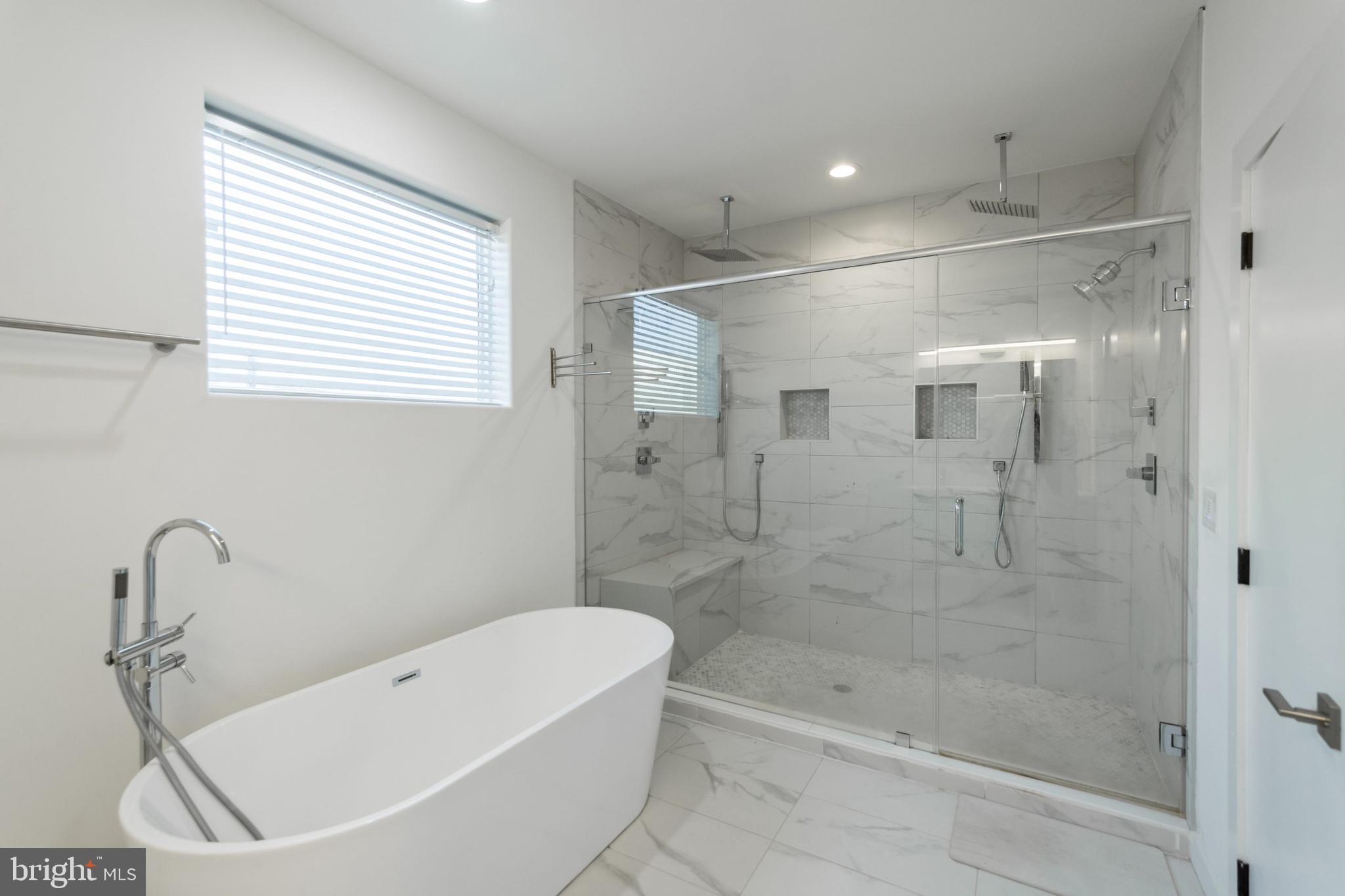 DICKINSON NARROWS - Residential Lease