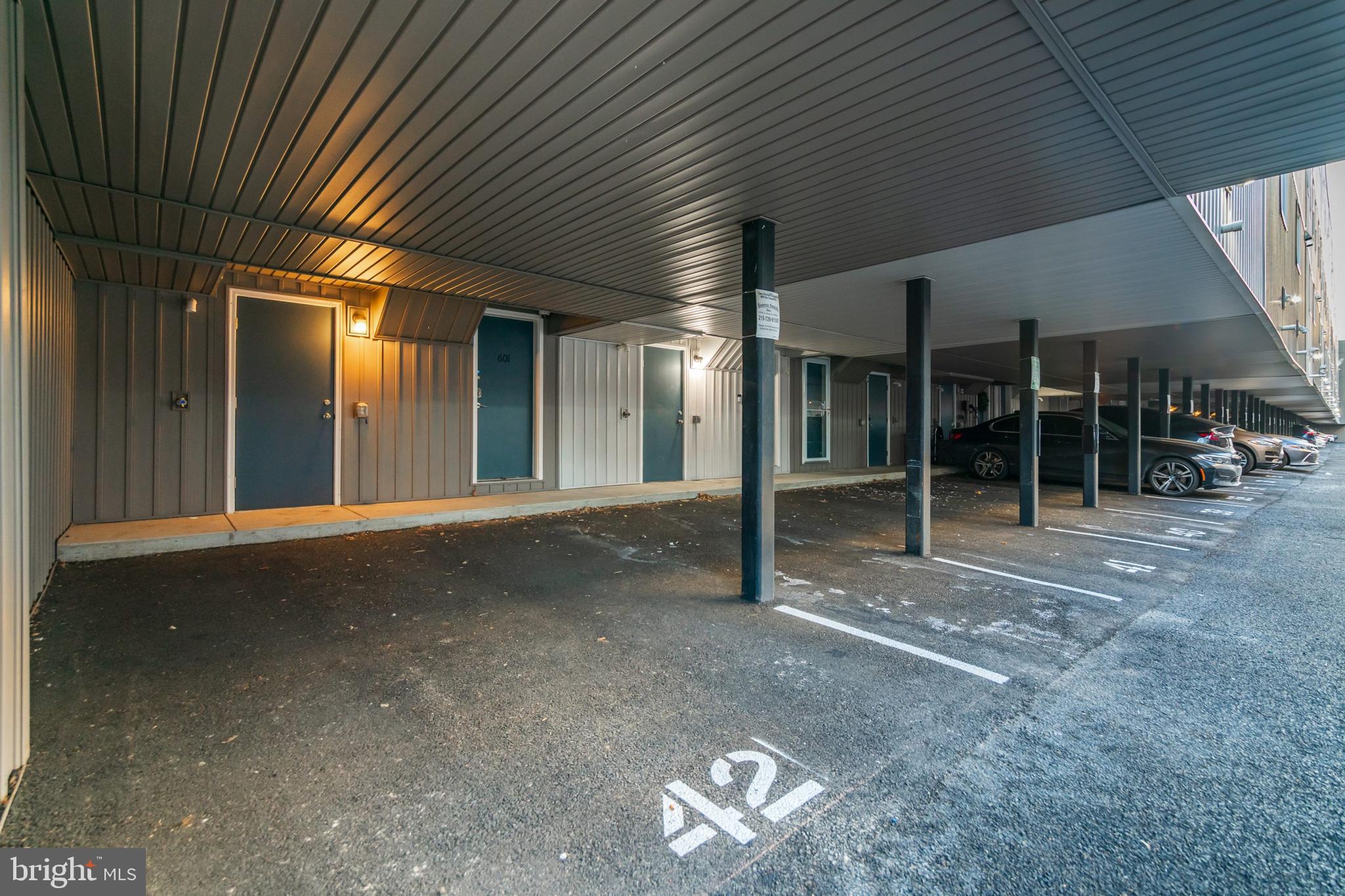 DICKINSON NARROWS - Residential Lease