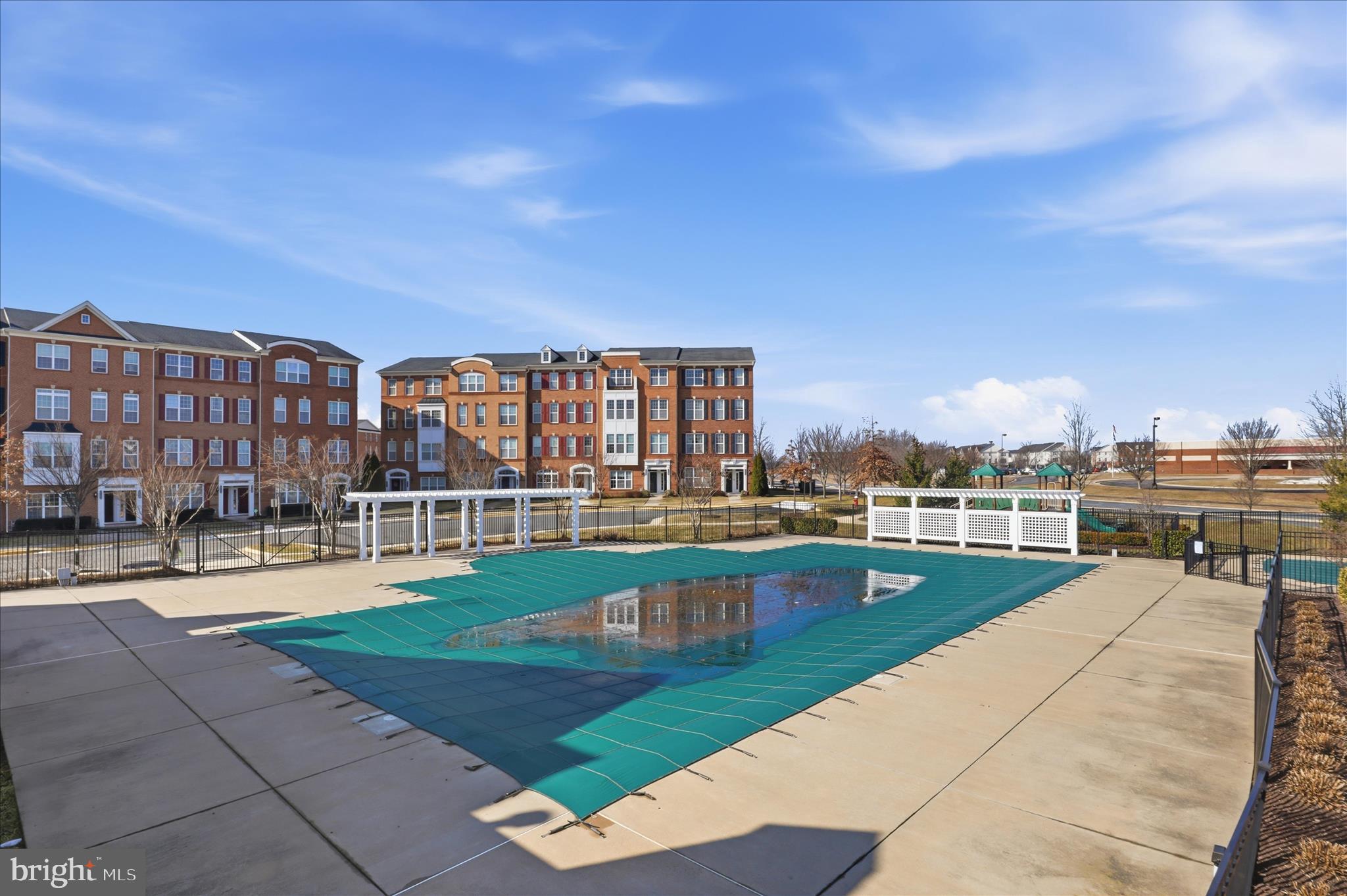 BUCKINGHAM AT LOUDOUN VALLEY - Residential
