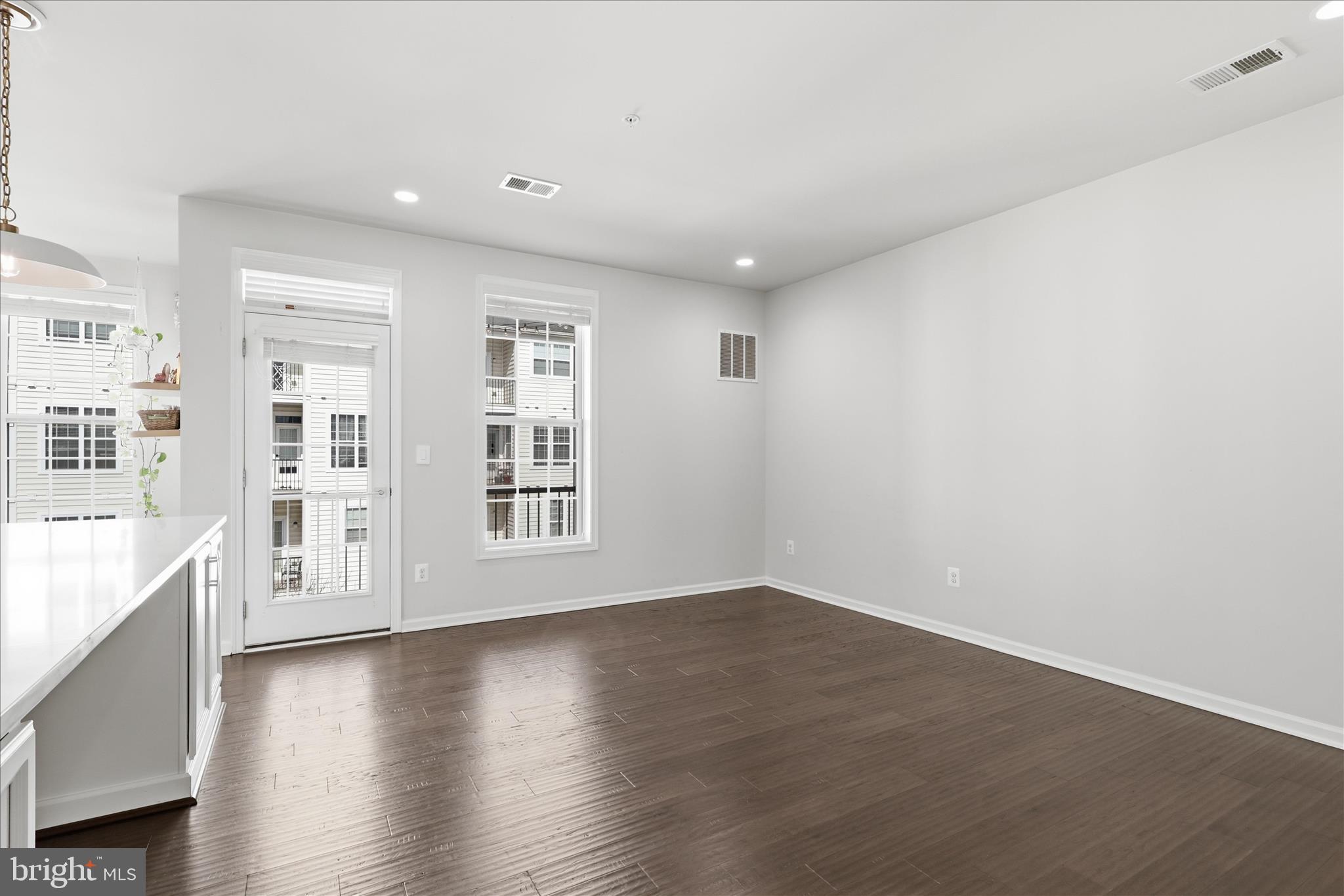 BUCKINGHAM AT LOUDOUN VALLEY - Residential