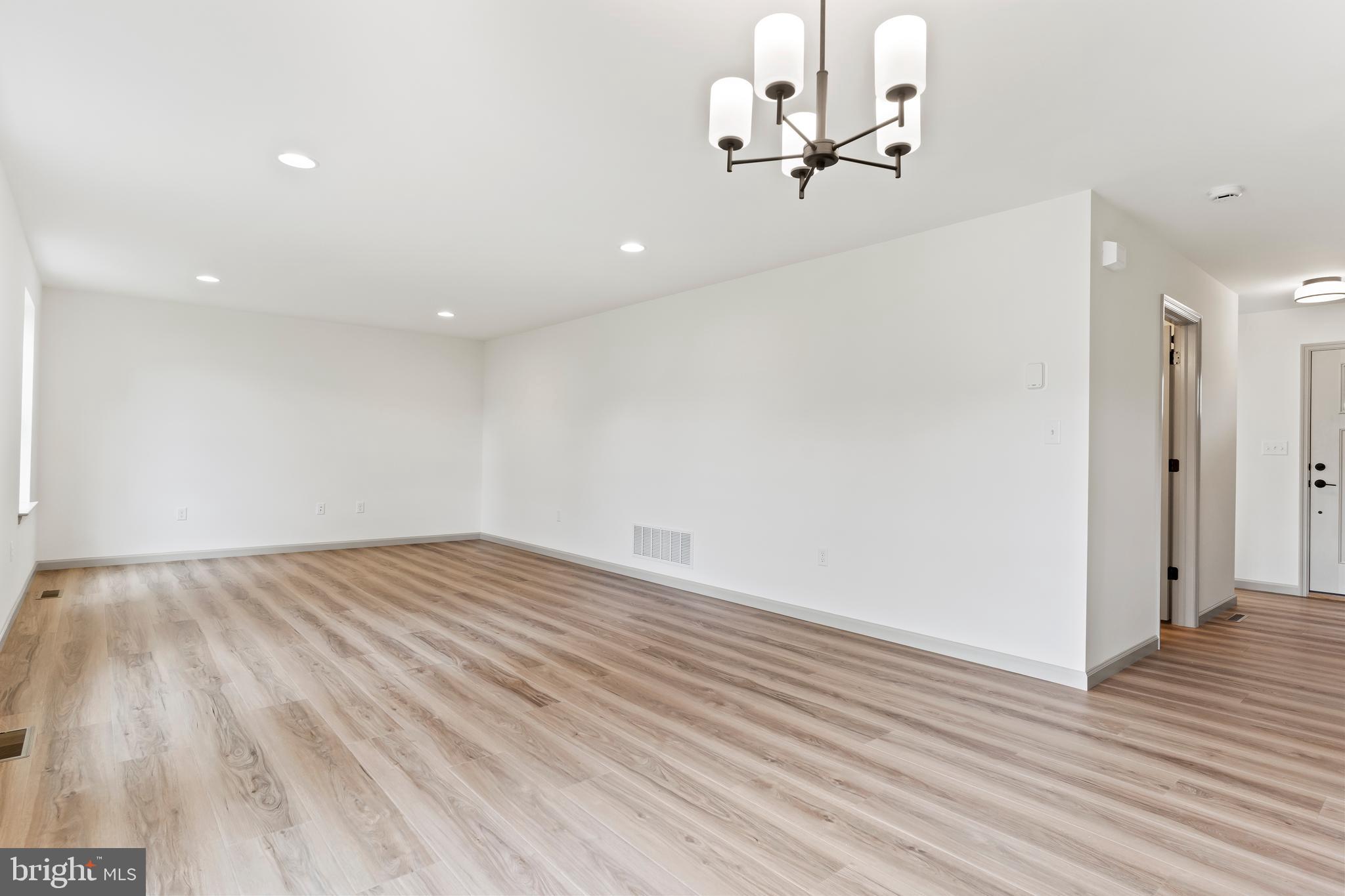 GREENWOOD HILLS - Residential