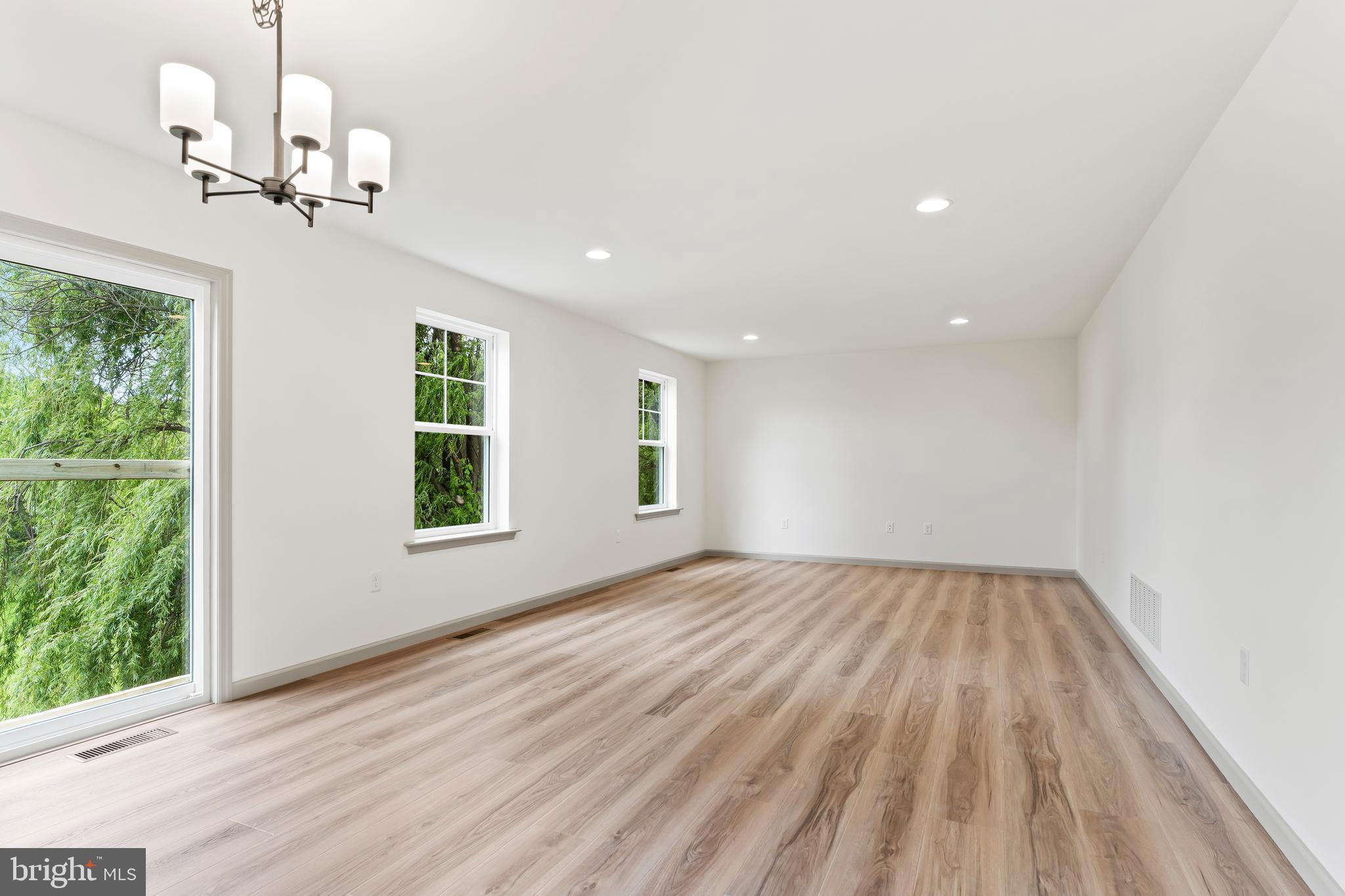 GREENWOOD HILLS - Residential