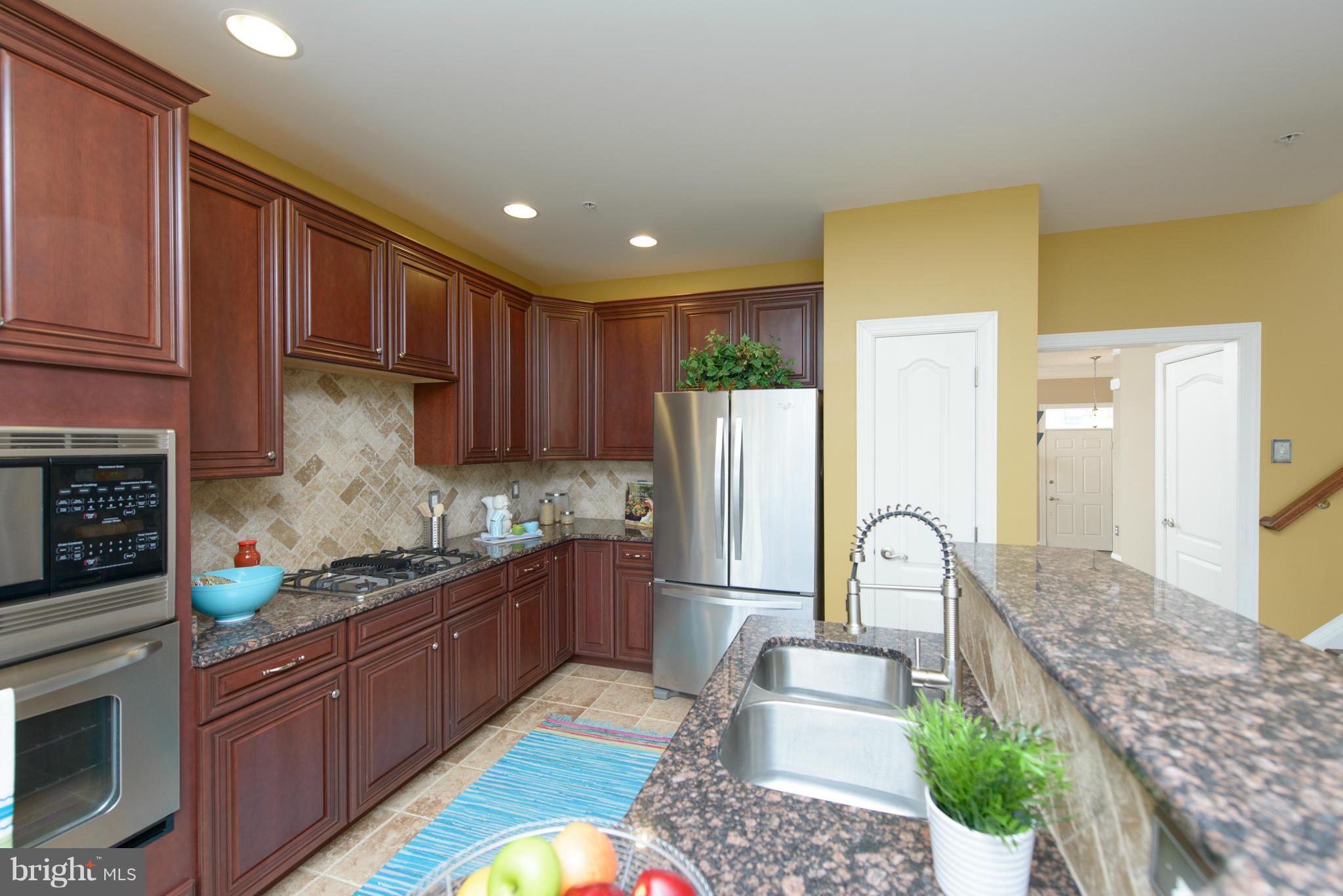 THE ENCLAVE AT ARUNDEL PRESERVE - Residential Lease