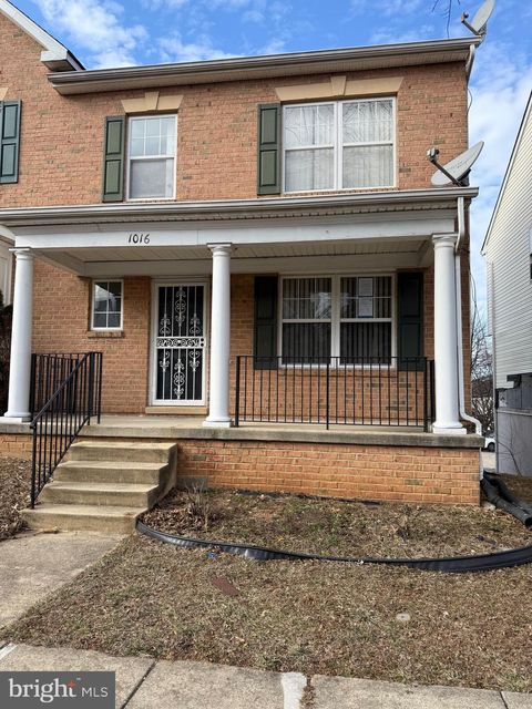1016 WAHLER PLACE SE WASHINGTON DC 20032