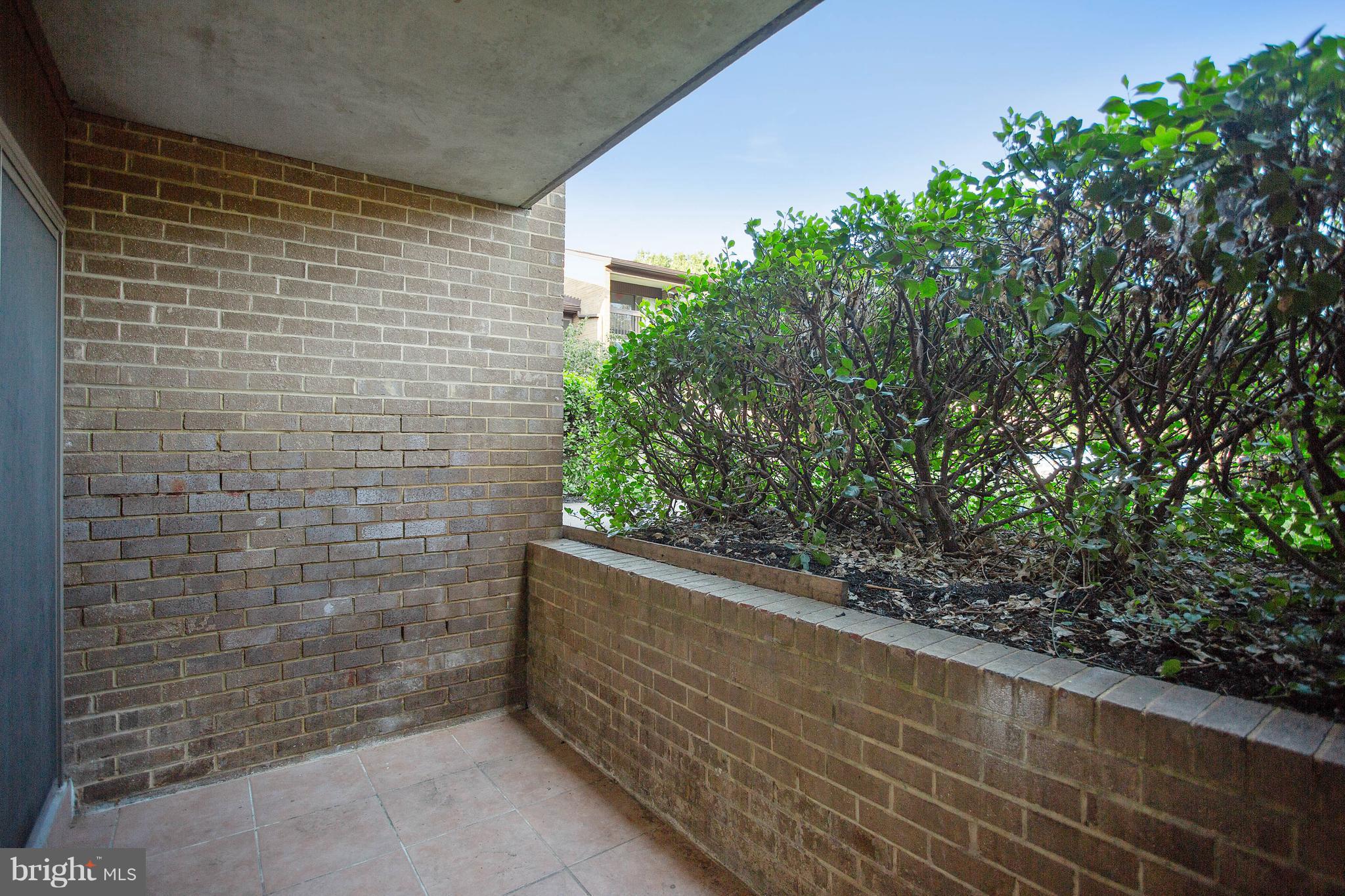 JEFFERSON MEWS - Residential