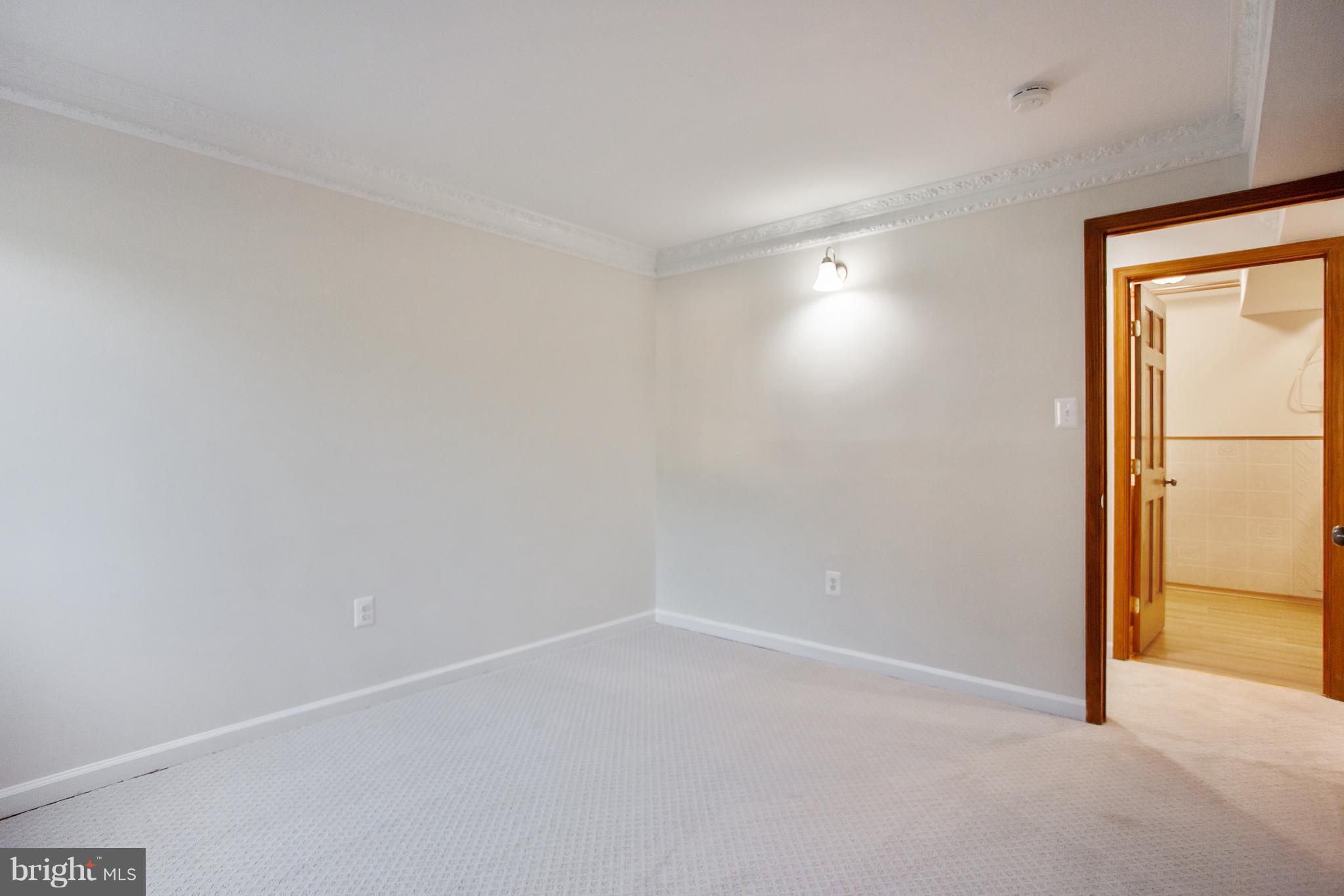 JEFFERSON MEWS - Residential