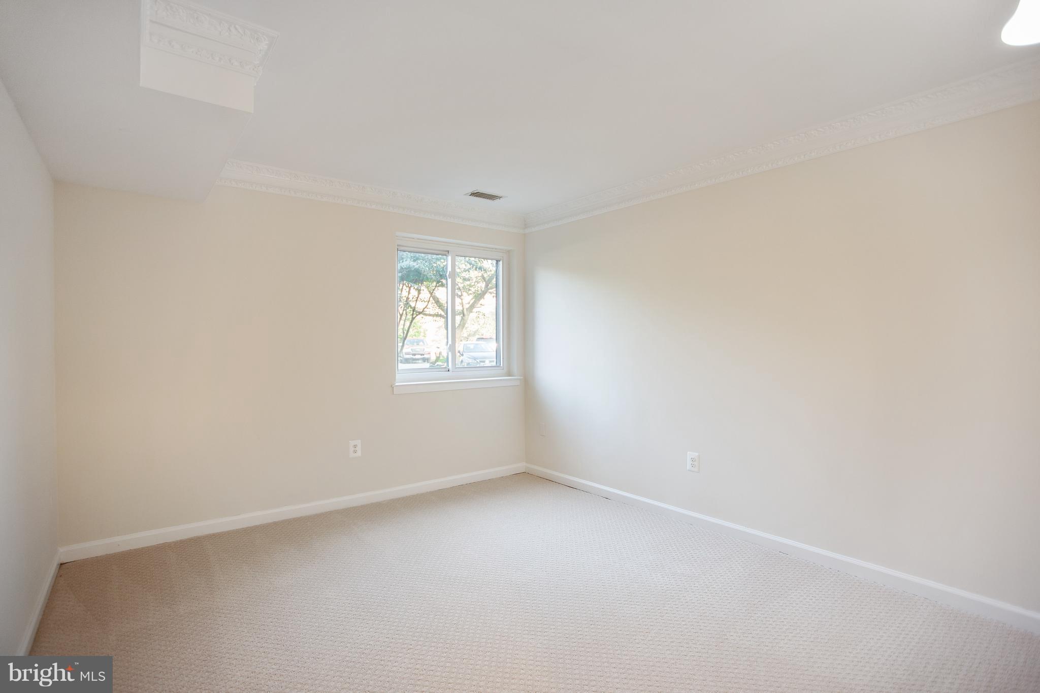 JEFFERSON MEWS - Residential