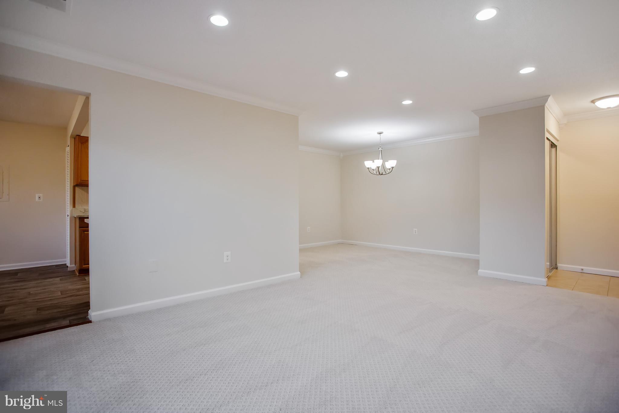 JEFFERSON MEWS - Residential