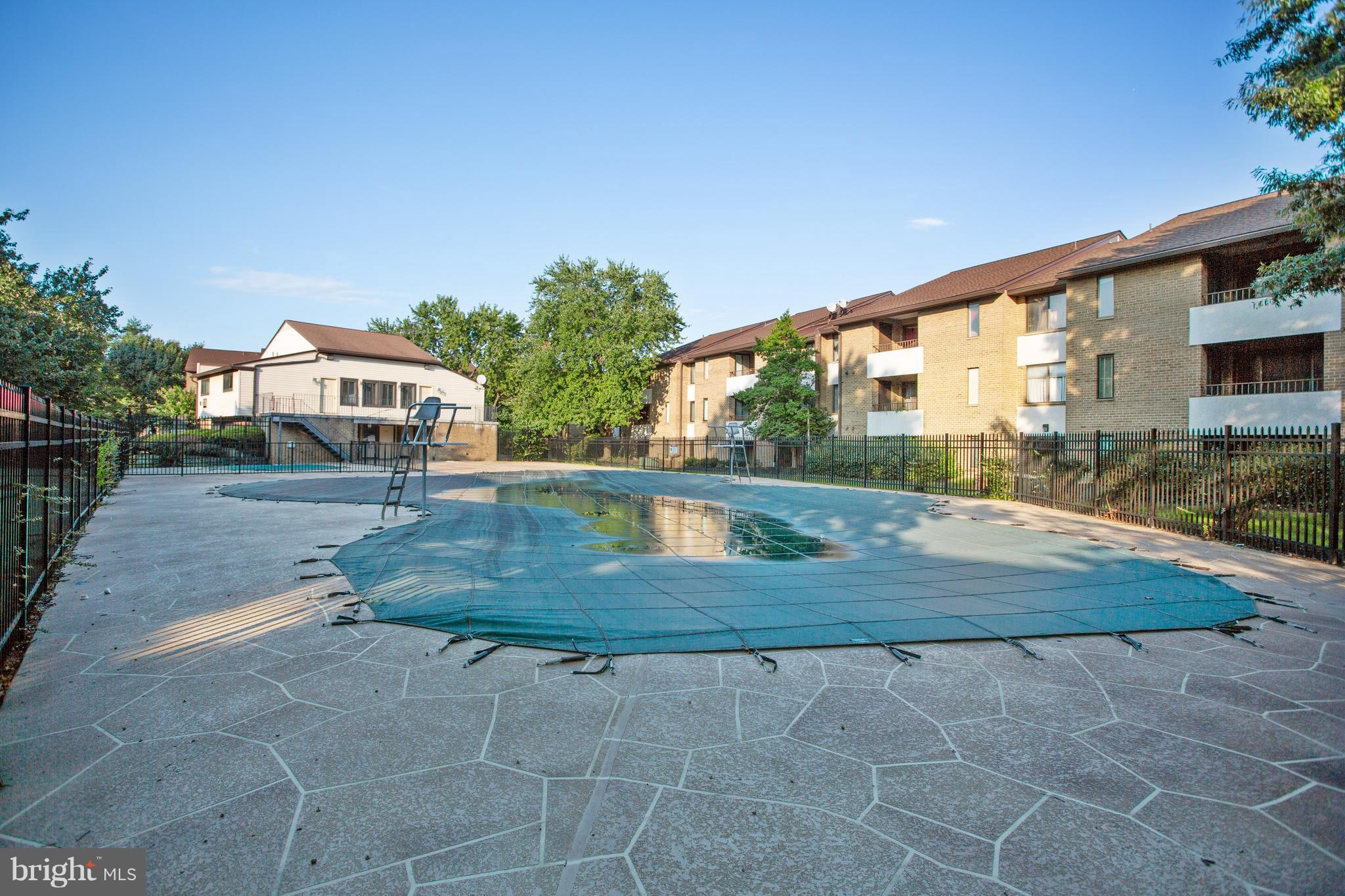 JEFFERSON MEWS - Residential