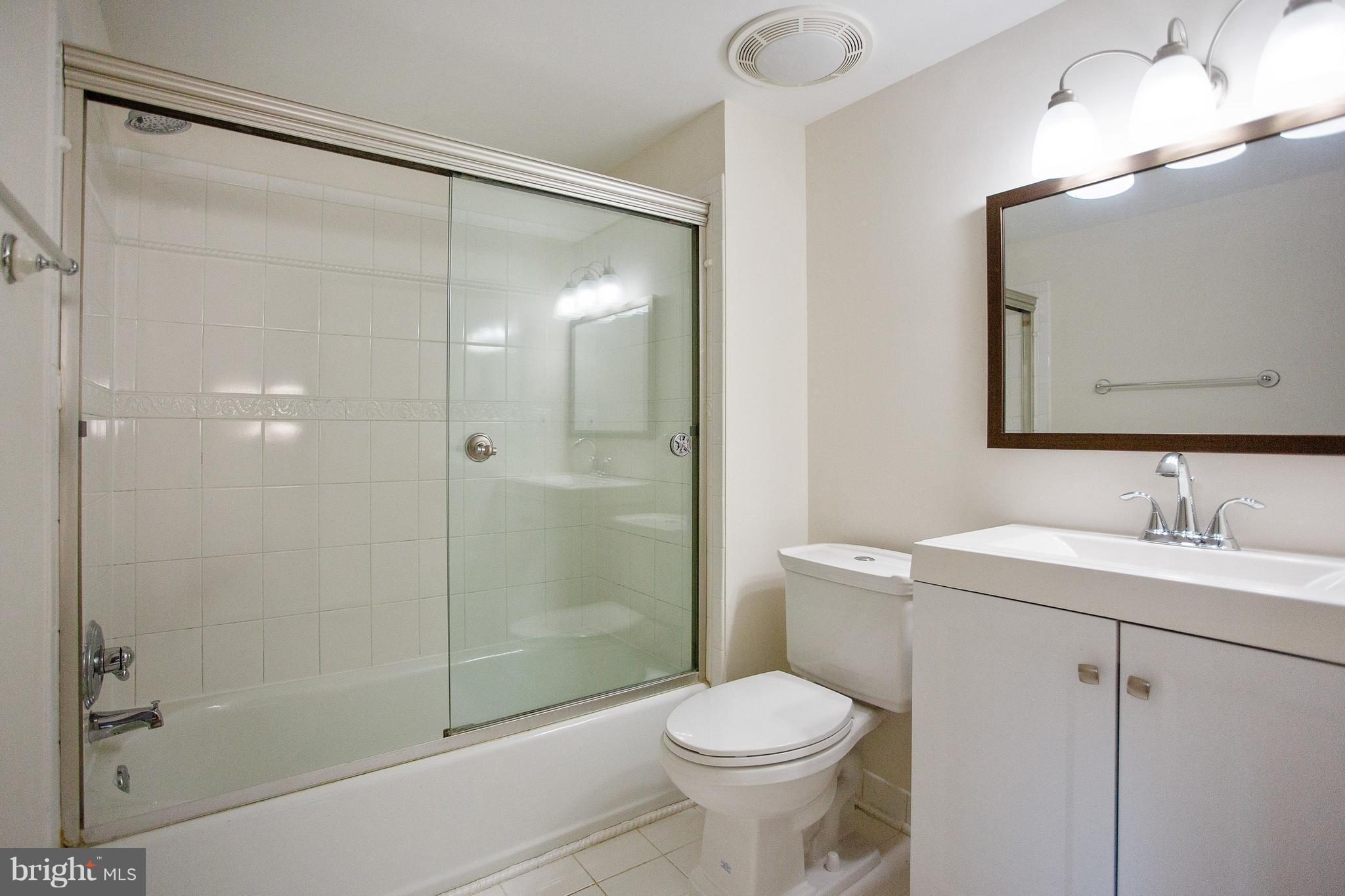 JEFFERSON MEWS - Residential