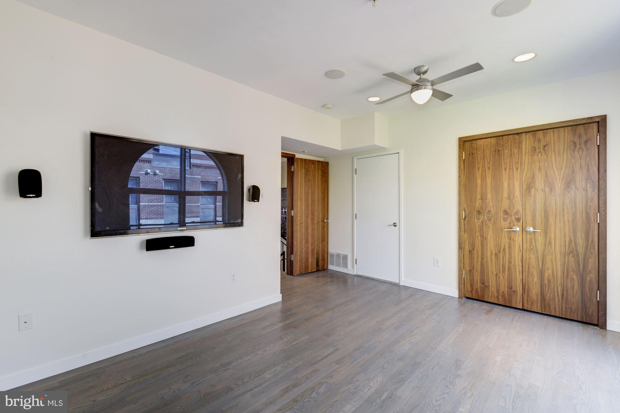 BROMPTONS AT COURTHOUSE - Residential