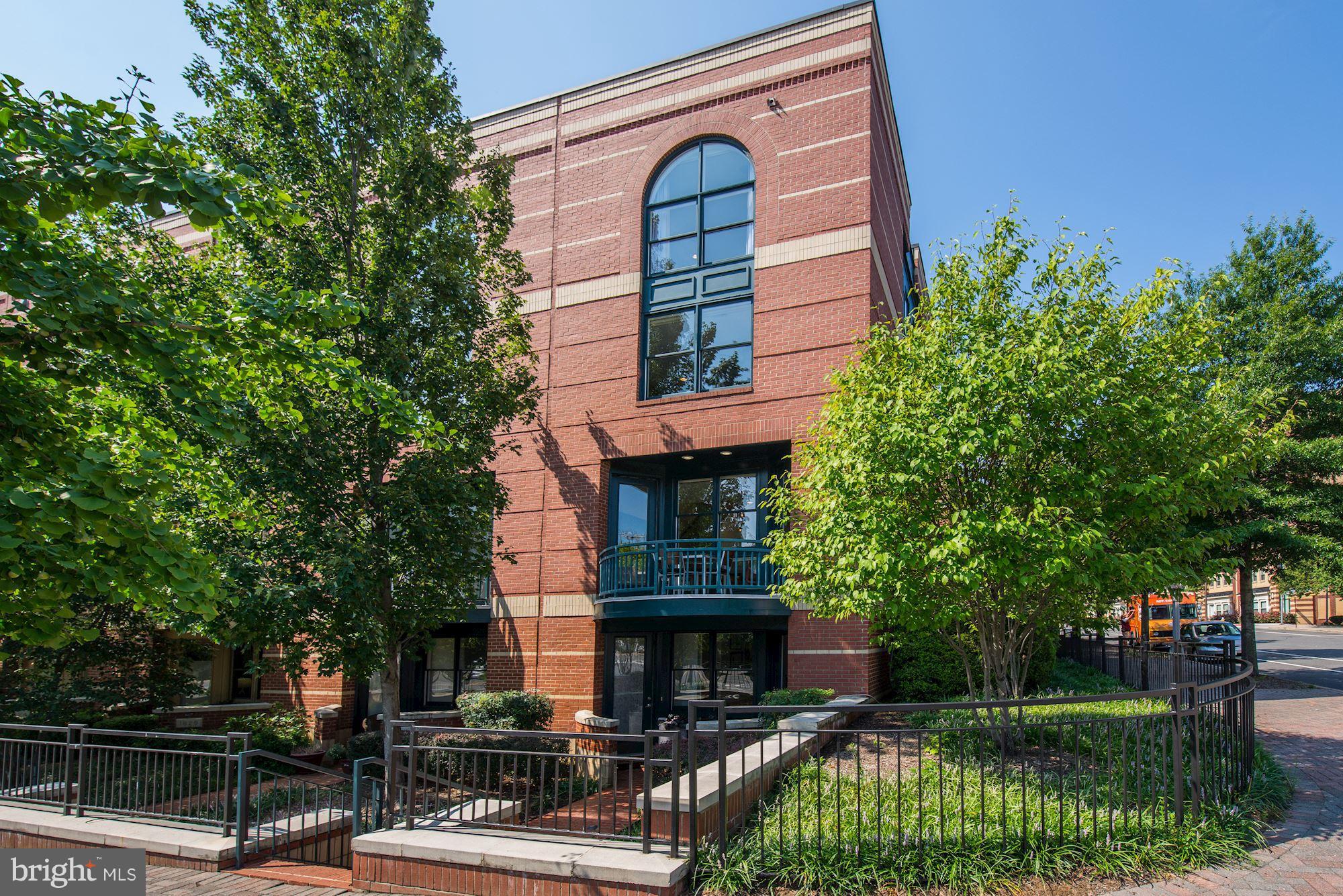 BROMPTONS AT COURTHOUSE - Residential