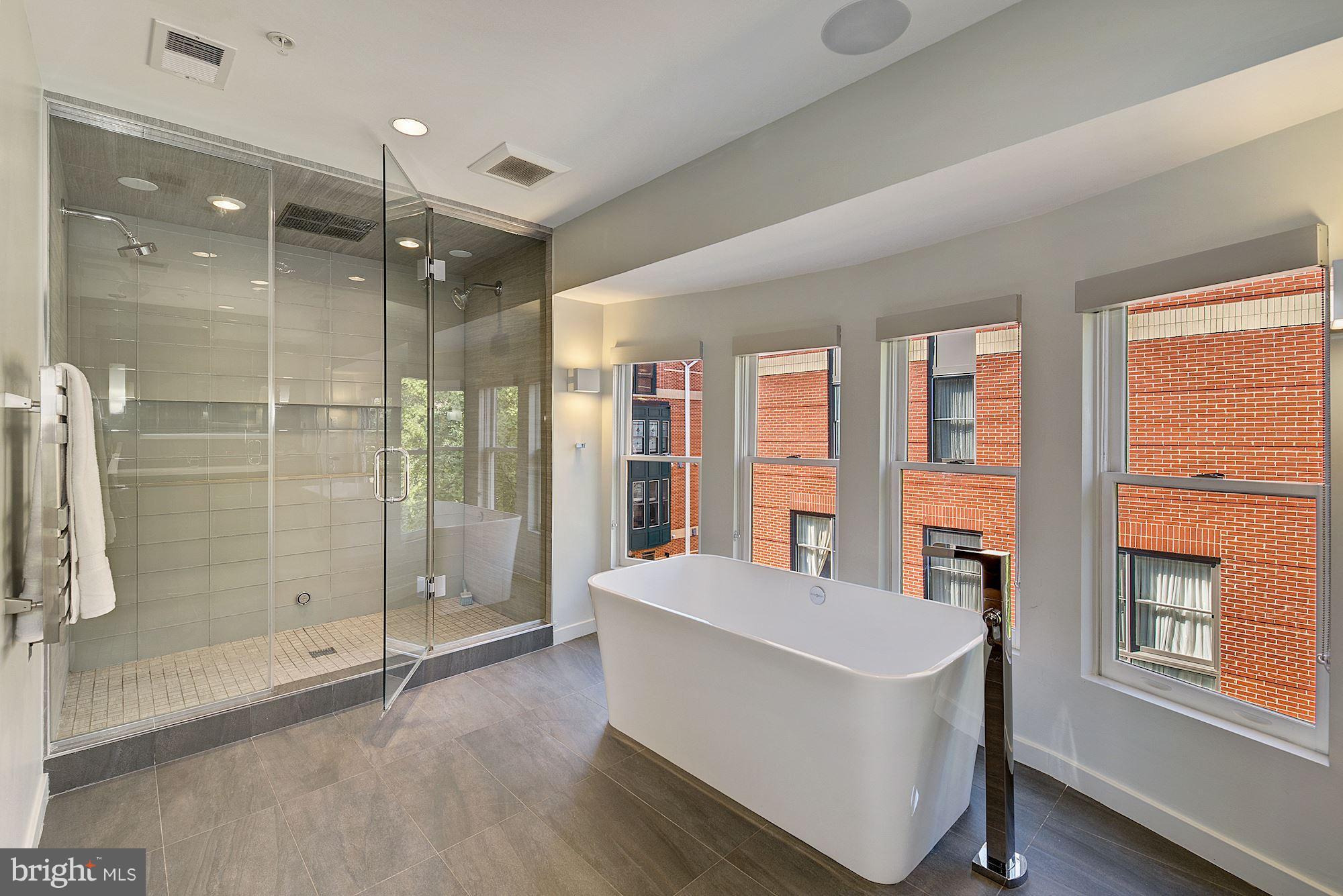 BROMPTONS AT COURTHOUSE - Residential