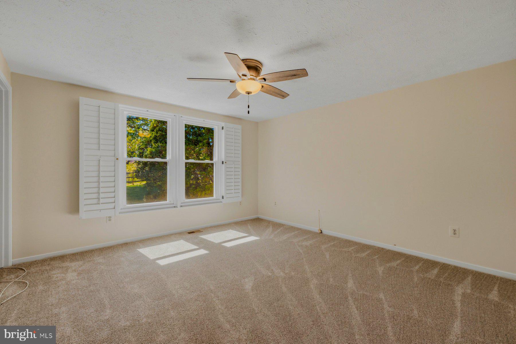 BOSS ARNOLD VILLAGE - Residential