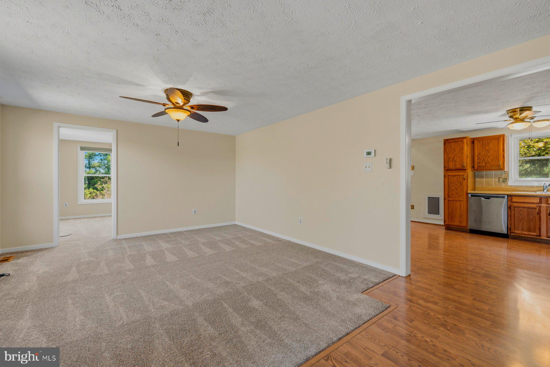 BOSS ARNOLD VILLAGE - Residential