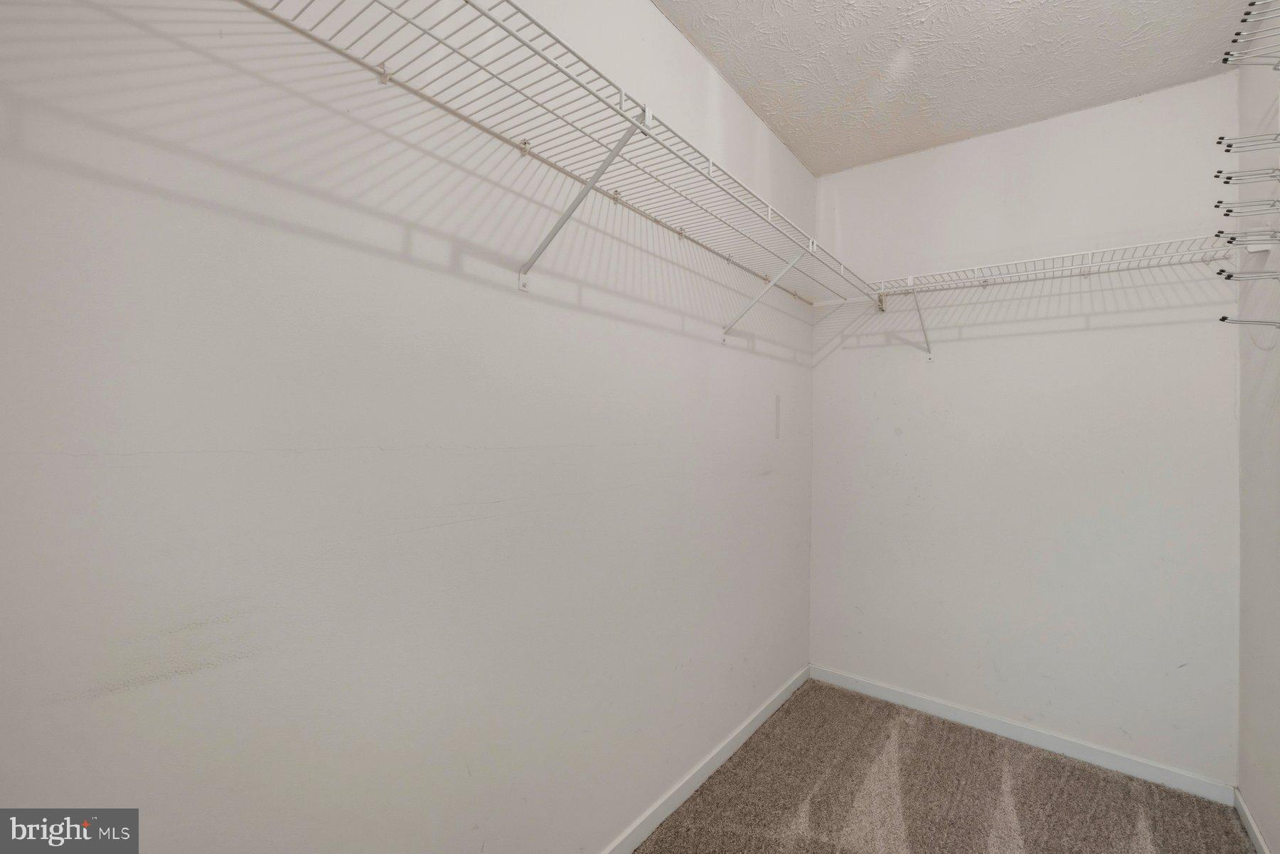 BOSS ARNOLD VILLAGE - Residential