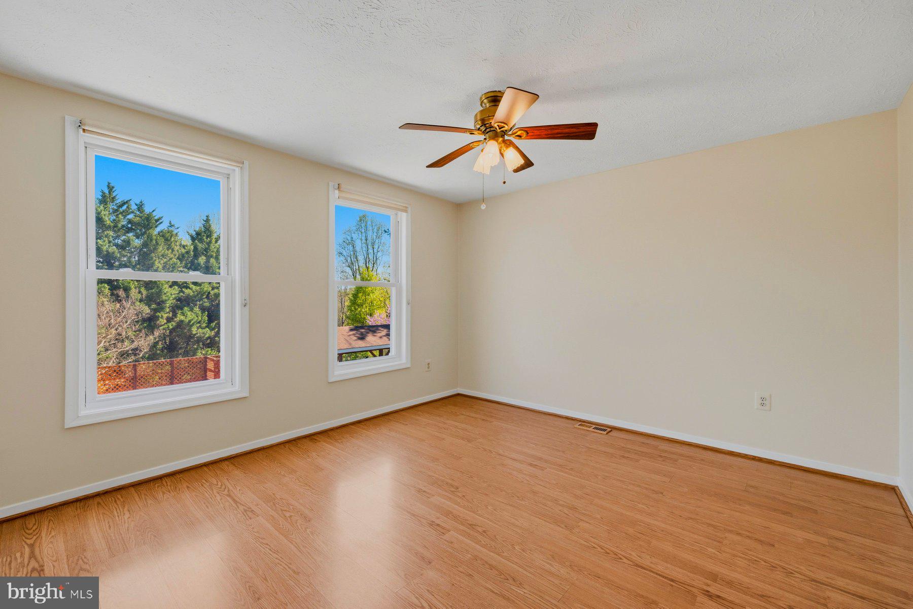 BOSS ARNOLD VILLAGE - Residential