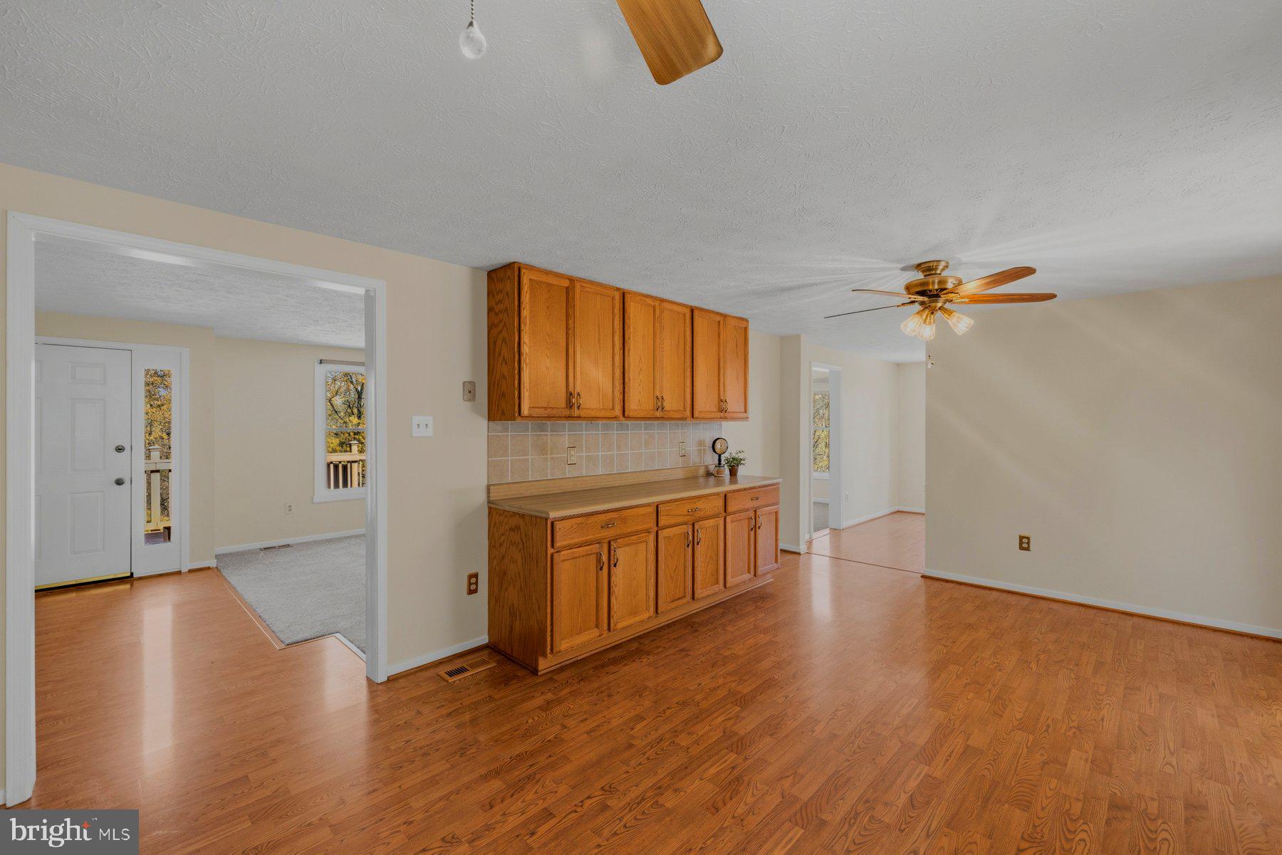 BOSS ARNOLD VILLAGE - Residential