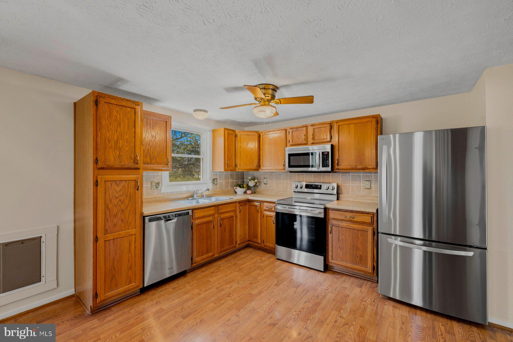 BOSS ARNOLD VILLAGE - Residential