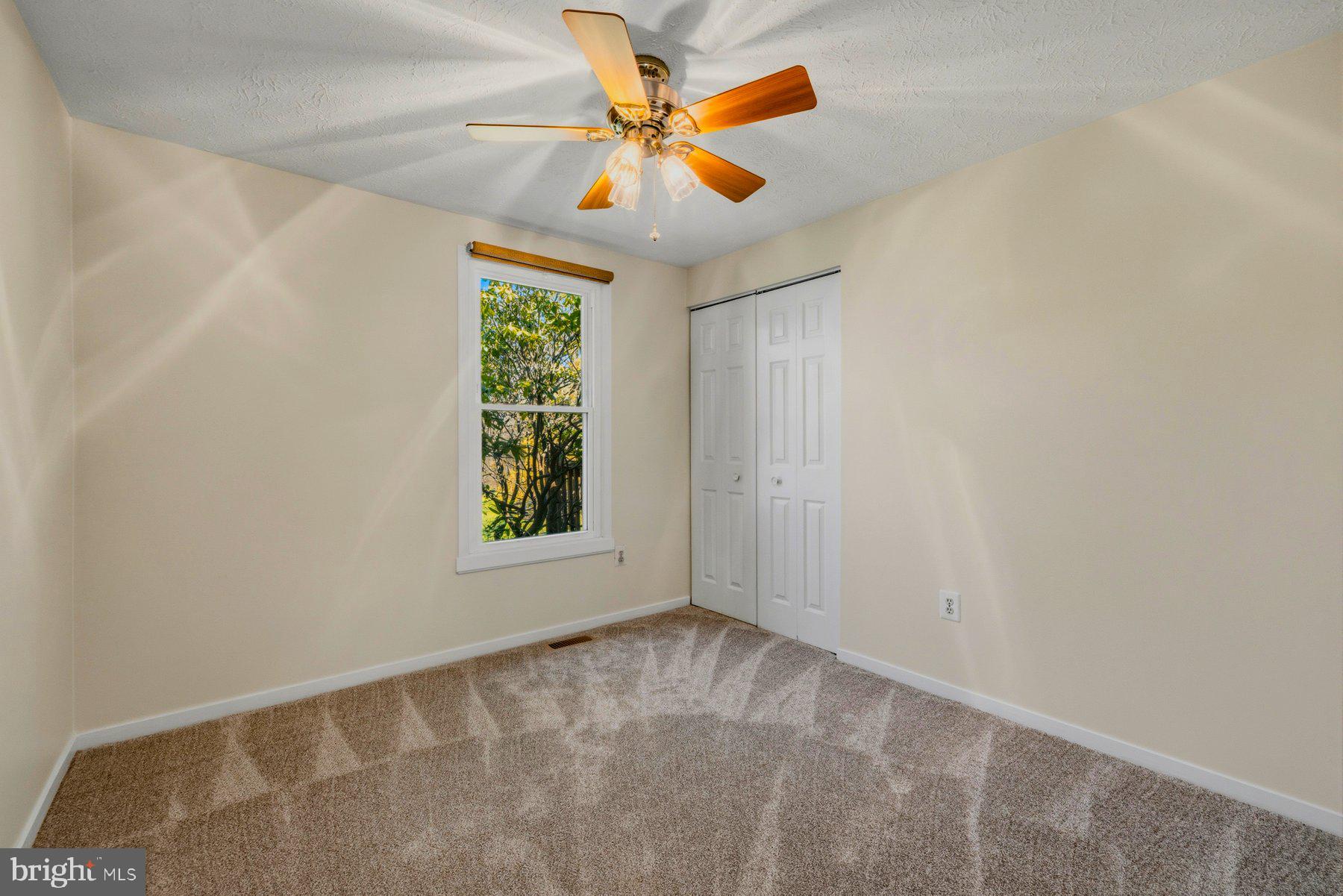 BOSS ARNOLD VILLAGE - Residential