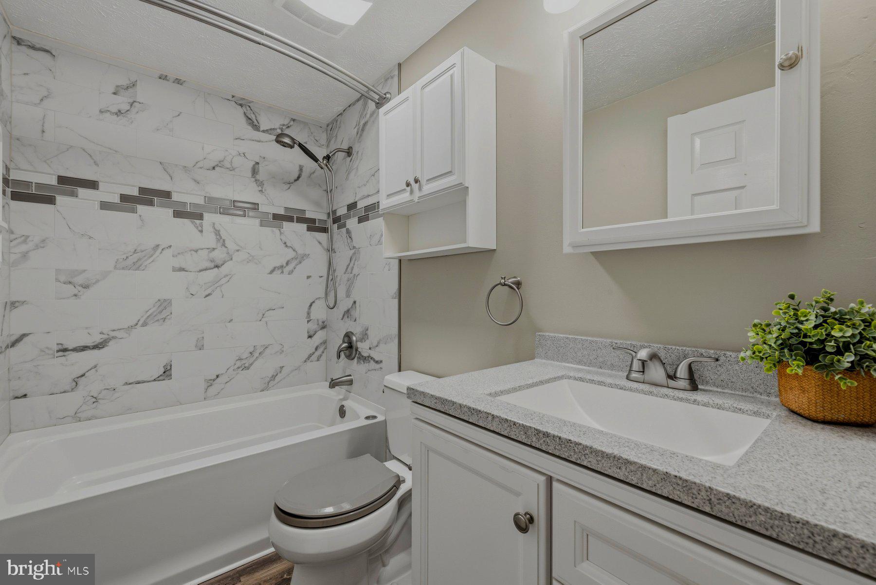 BOSS ARNOLD VILLAGE - Residential