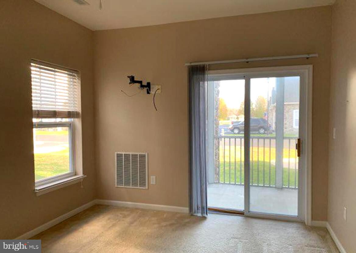 4301 FULLERTON COURT 4301B