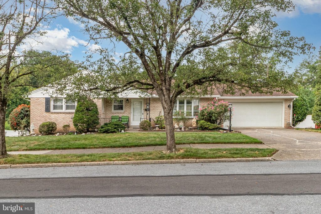 Photo of 414 - A Trudy Road, HARRISBURG, PA 17109 (MLS # PADA2050180)