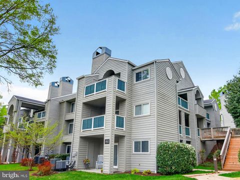 1512 SUMMERCHASE COURT C RESTON VA 20194