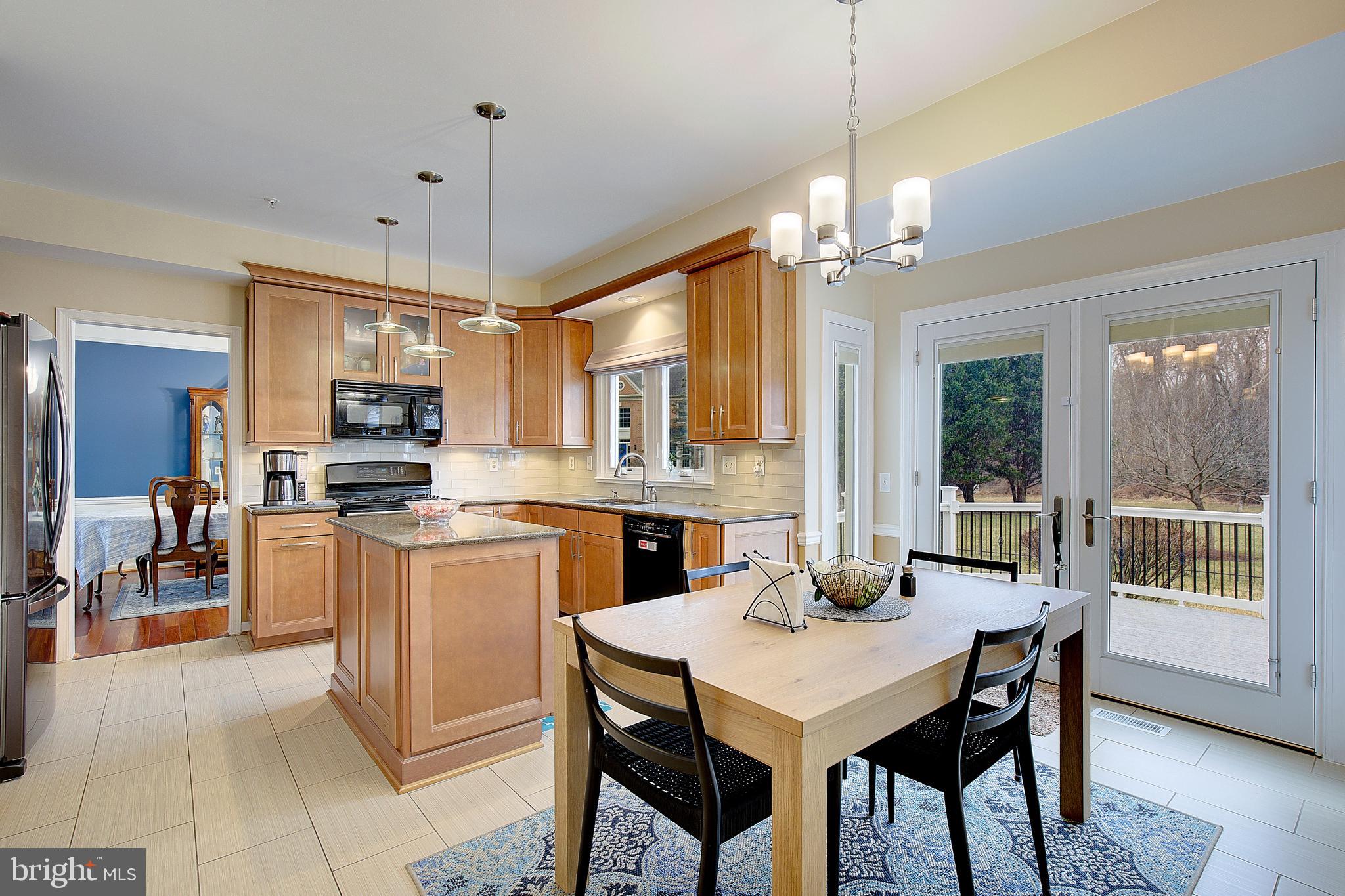 MOUNT OAK MANOR - Residential