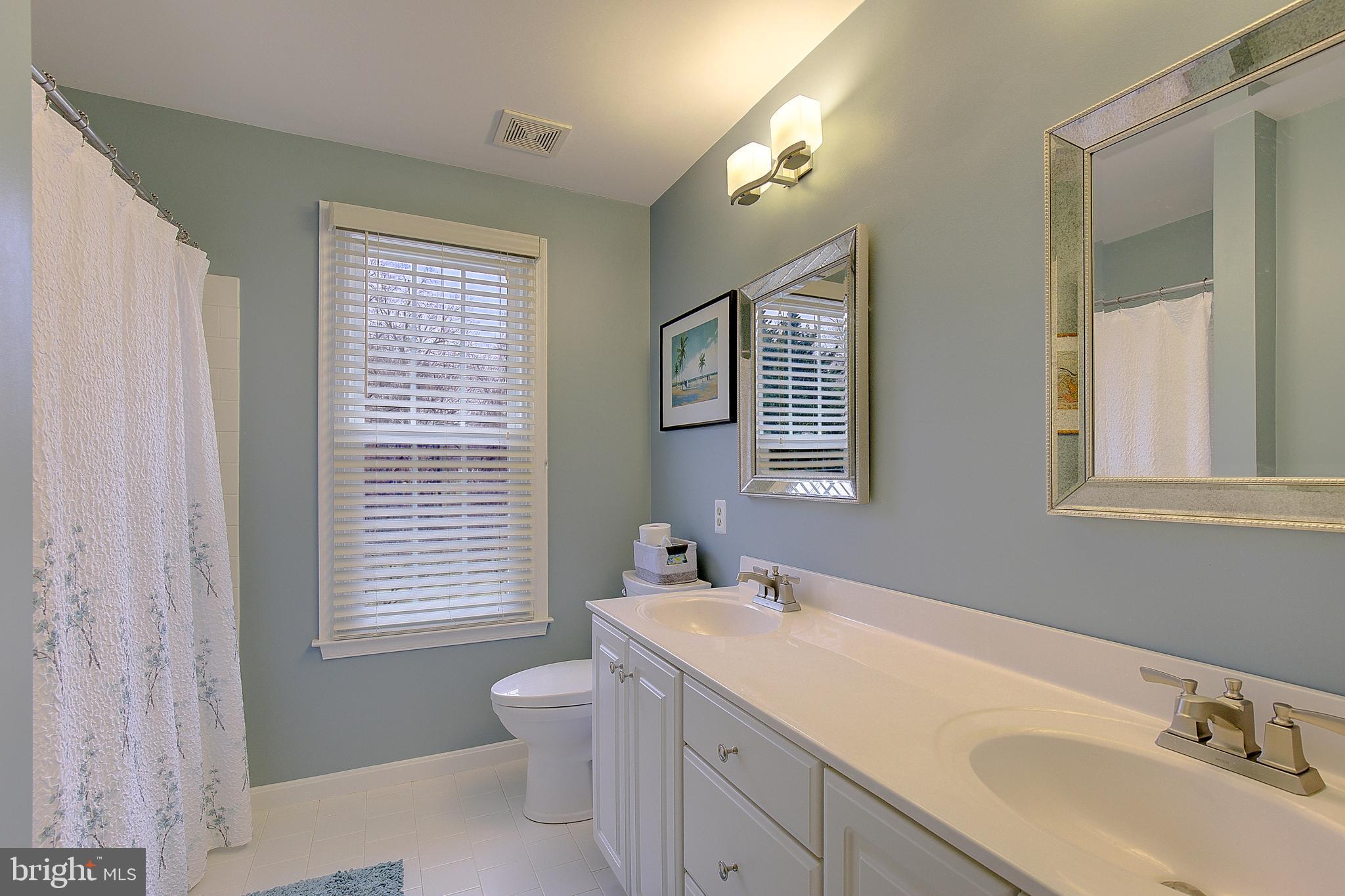 MOUNT OAK MANOR - Residential