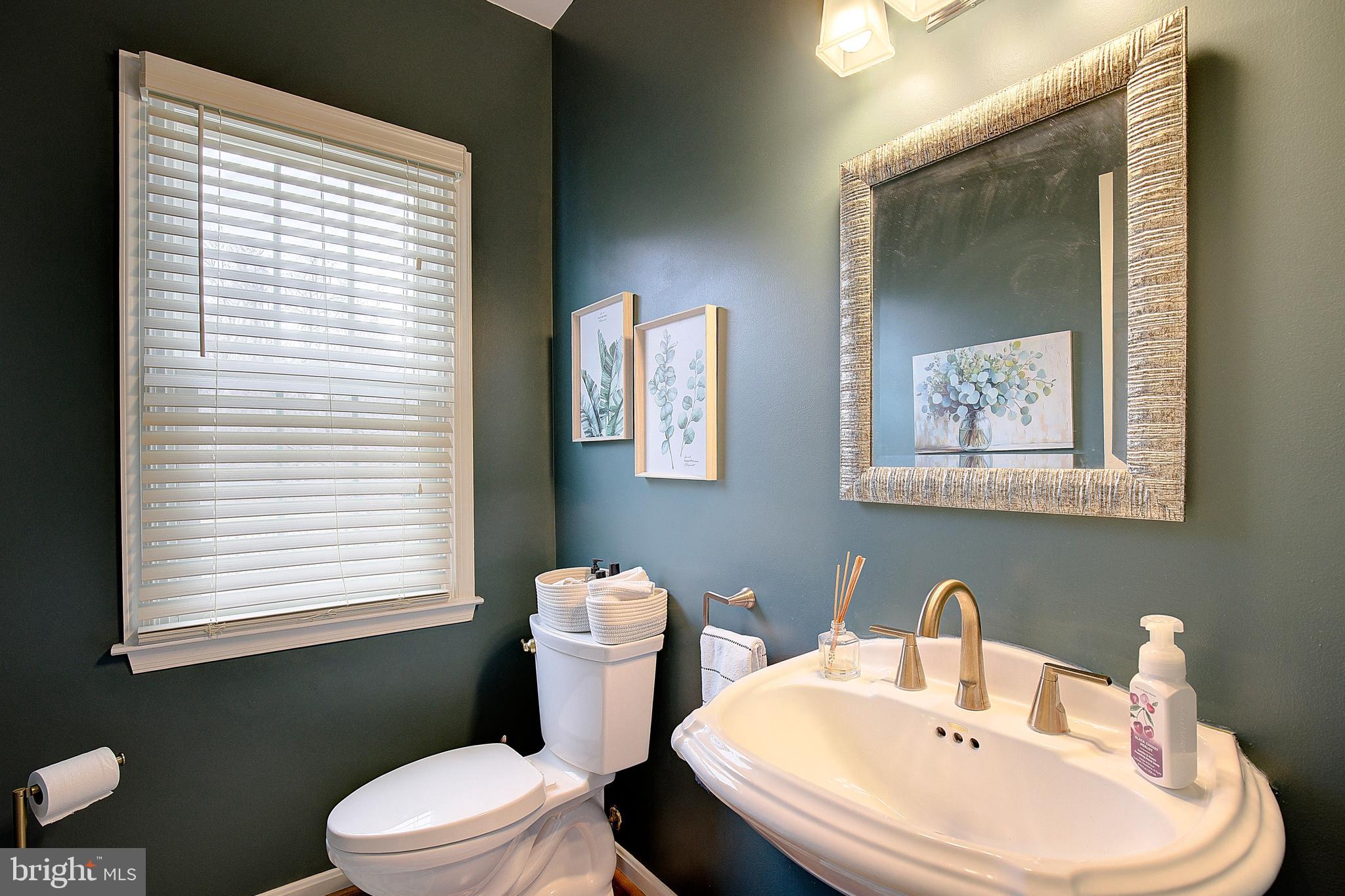 MOUNT OAK MANOR - Residential