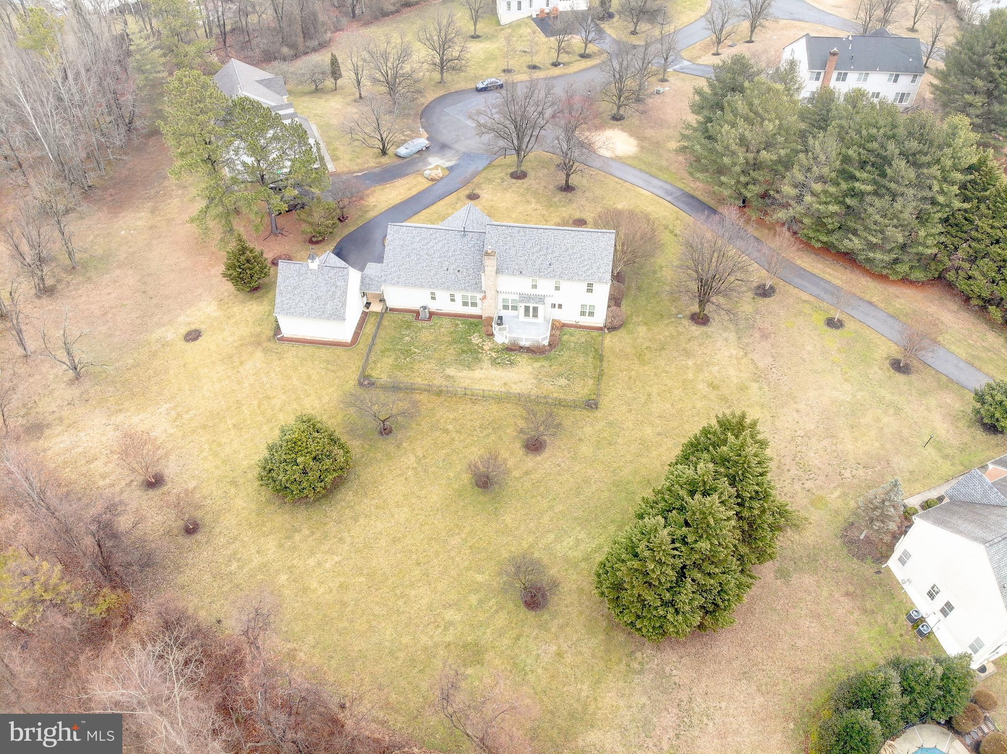 MOUNT OAK MANOR - Residential