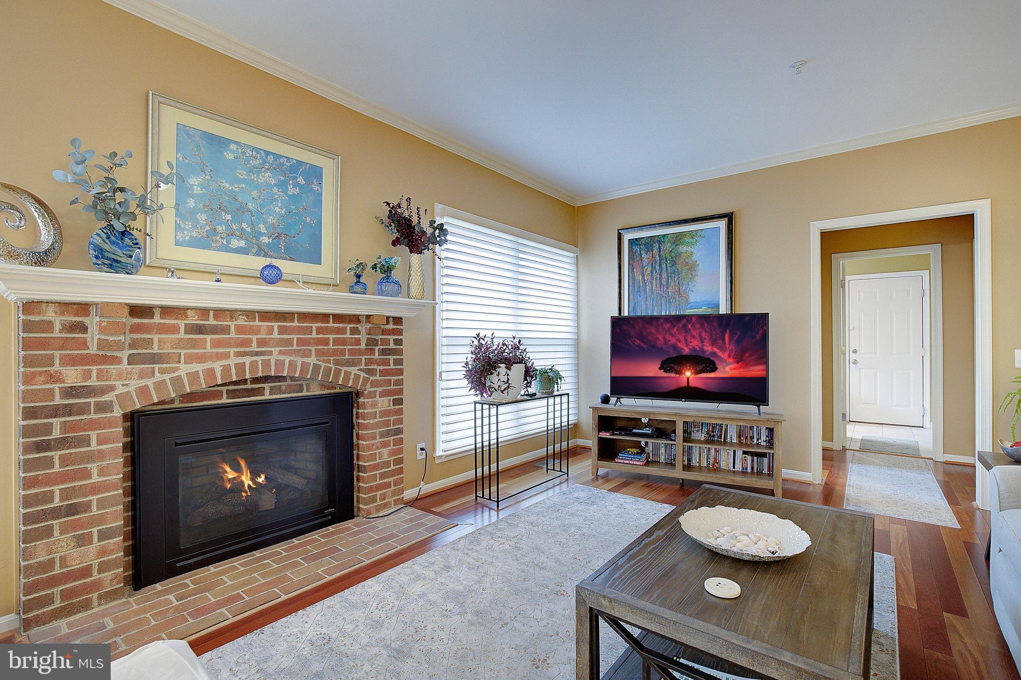 MOUNT OAK MANOR - Residential