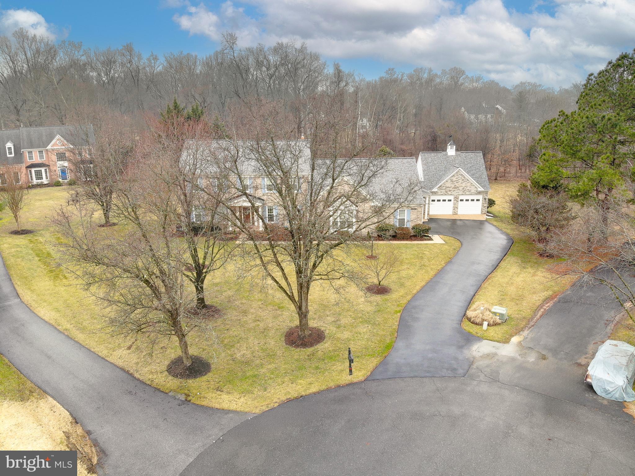 MOUNT OAK MANOR - Residential