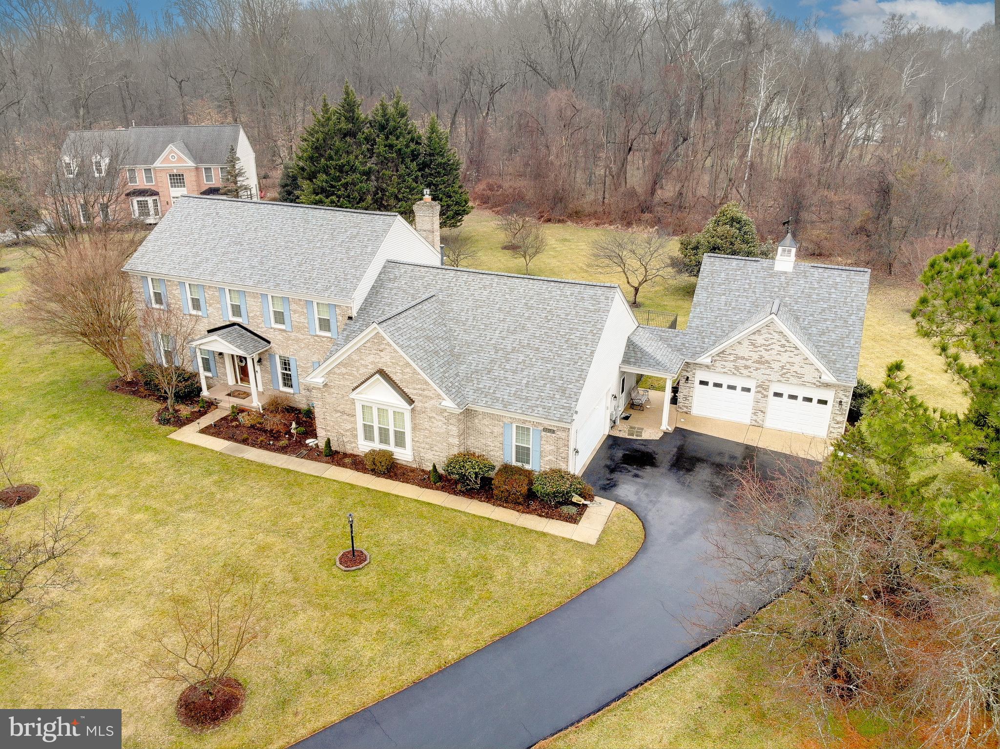 MOUNT OAK MANOR - Residential