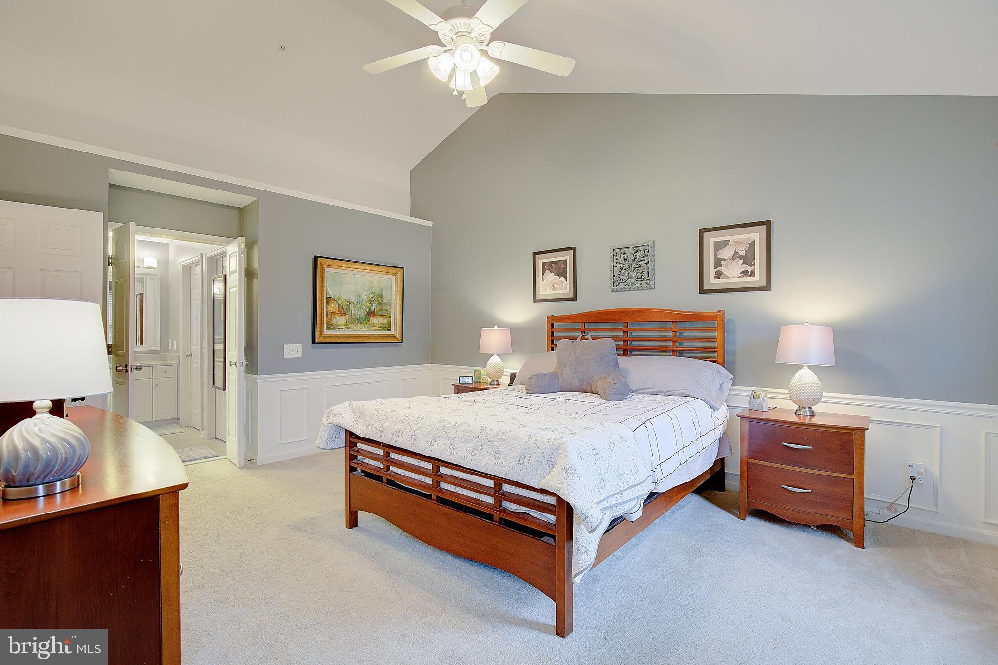 MOUNT OAK MANOR - Residential