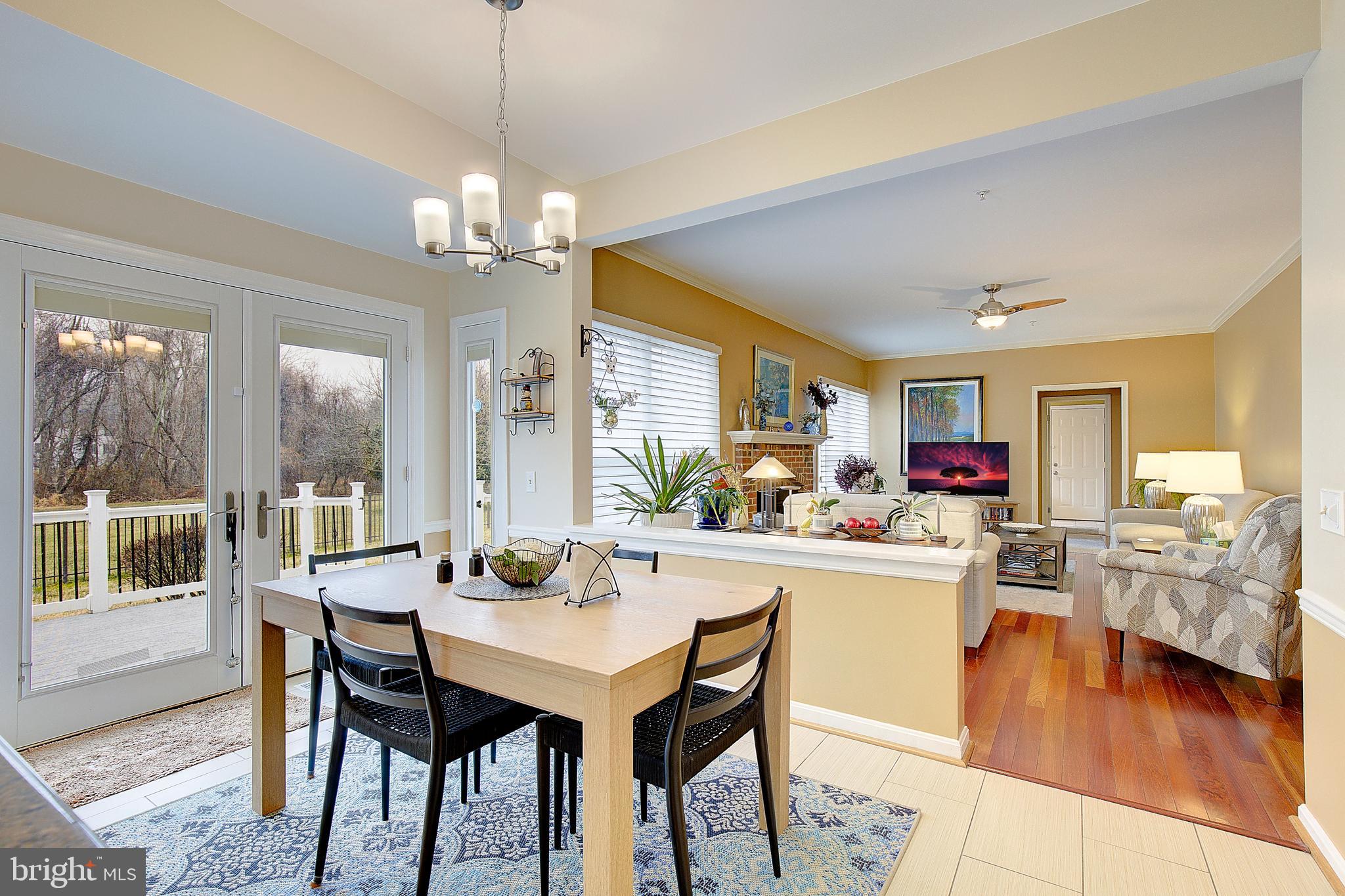 MOUNT OAK MANOR - Residential