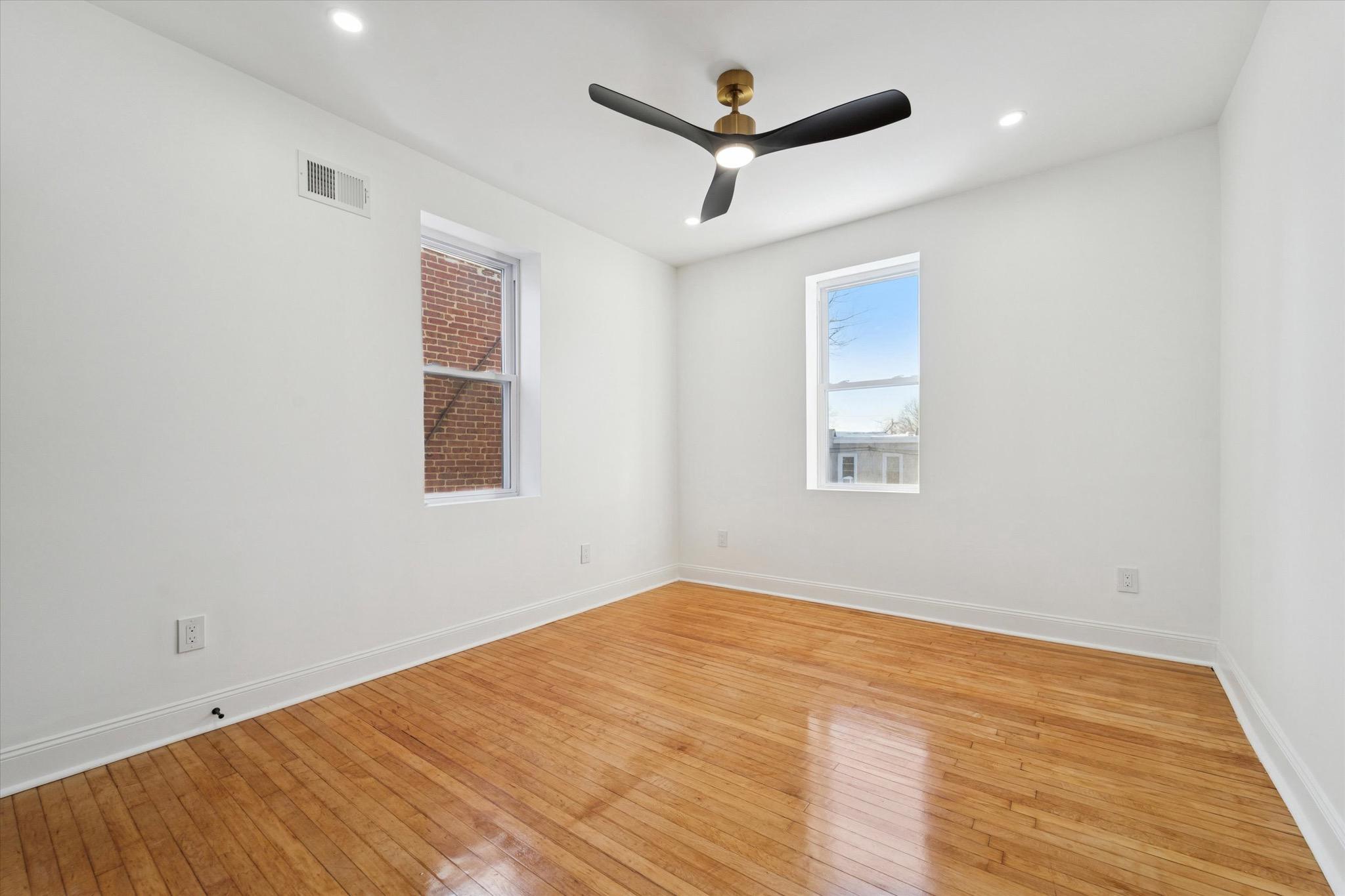 WEST OAK LANE - Residential