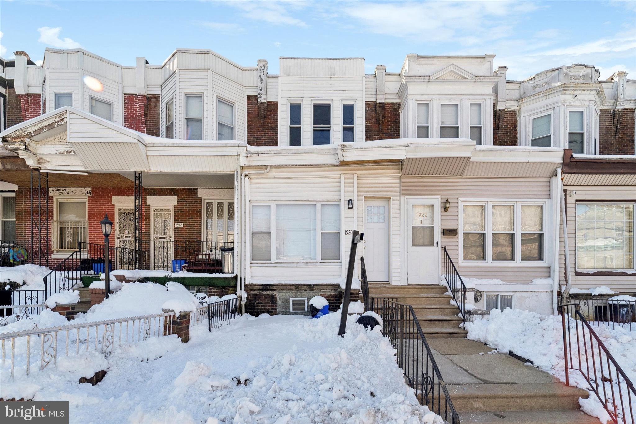 WEST OAK LANE - Residential