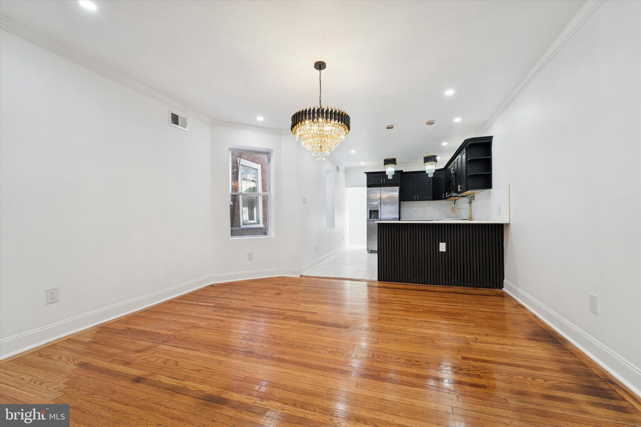 WEST OAK LANE - Residential