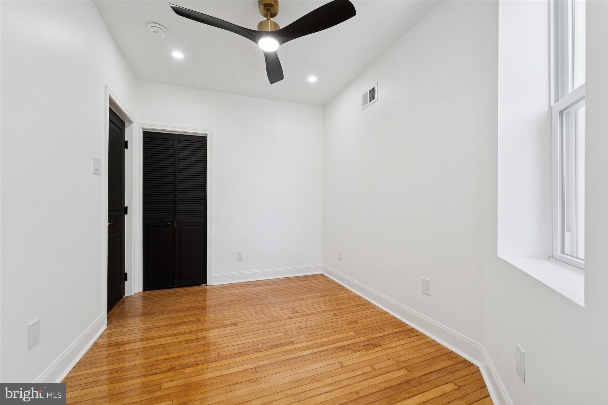 WEST OAK LANE - Residential