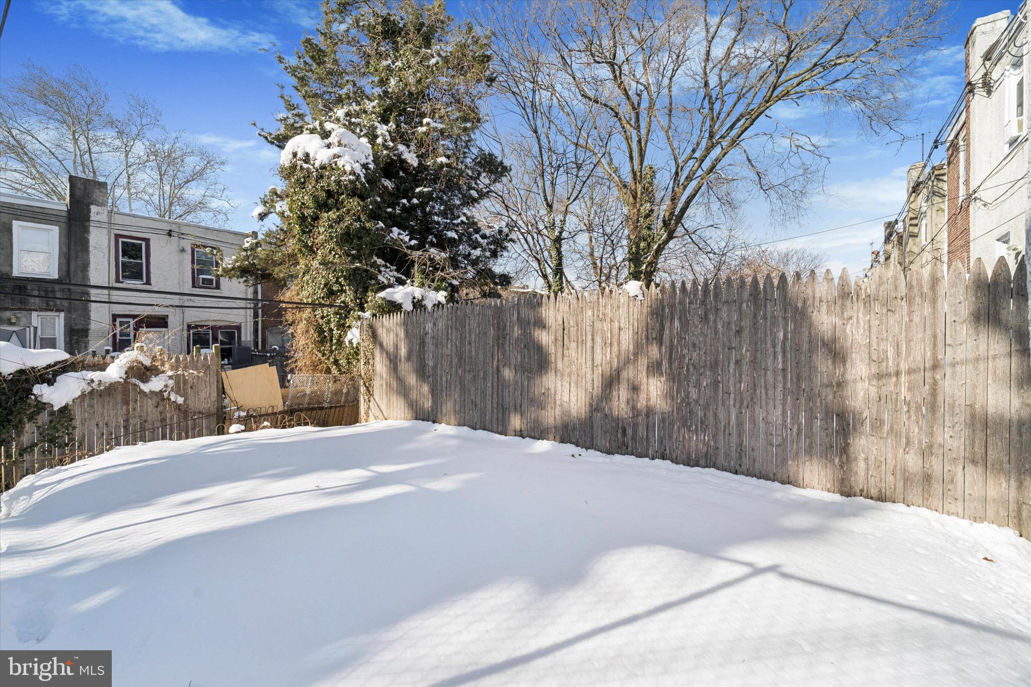 WEST OAK LANE - Residential