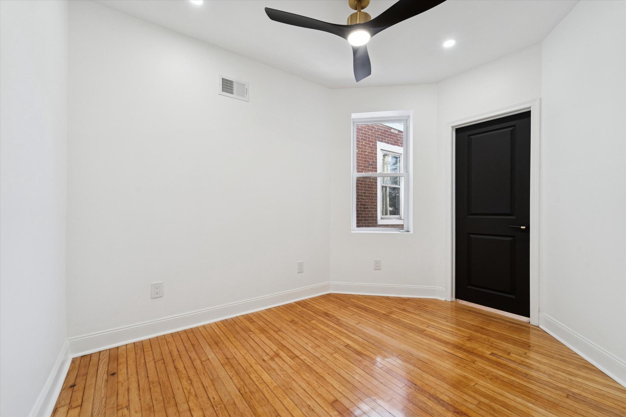 WEST OAK LANE - Residential