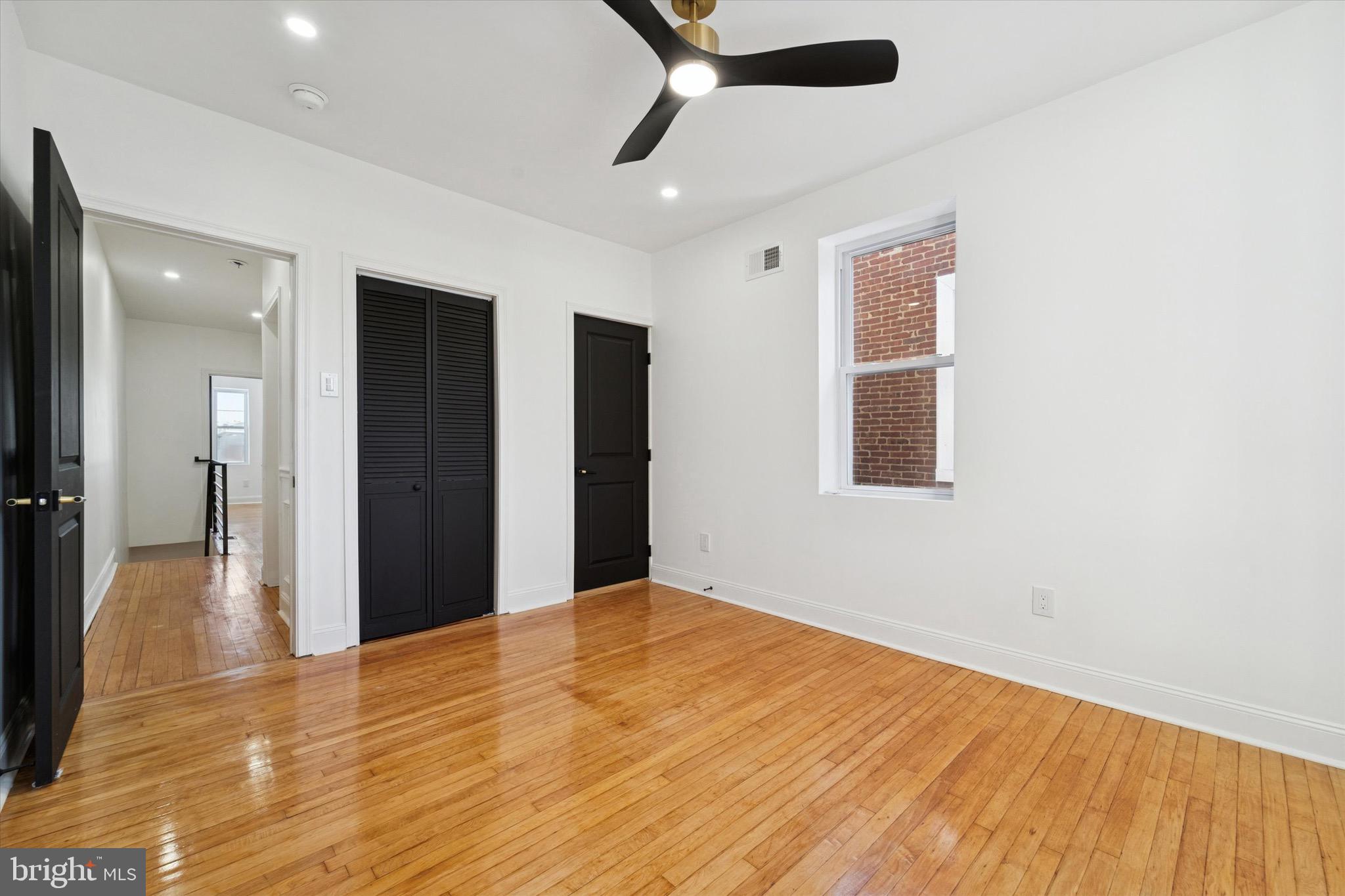 WEST OAK LANE - Residential