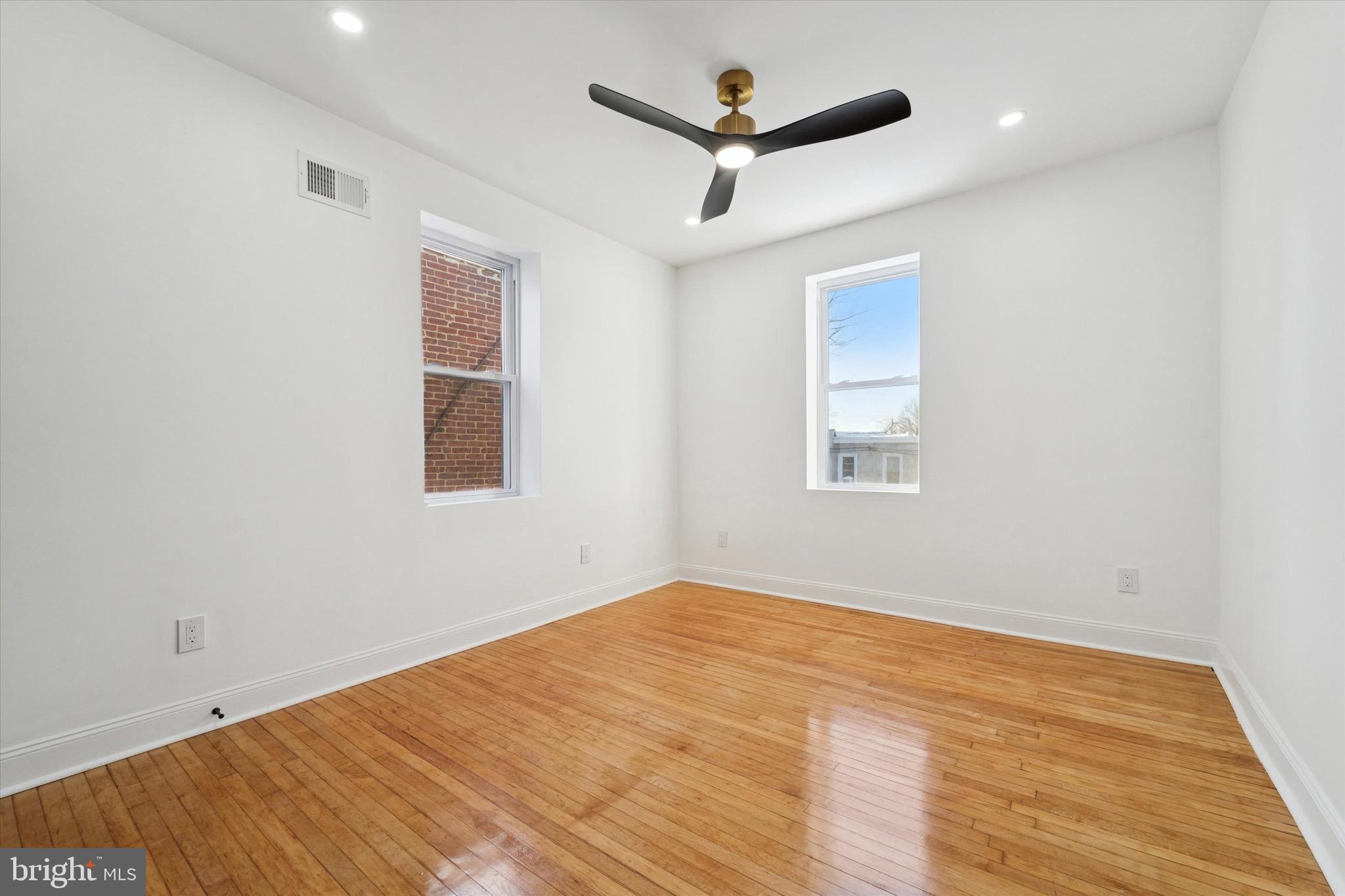 WEST OAK LANE - Residential