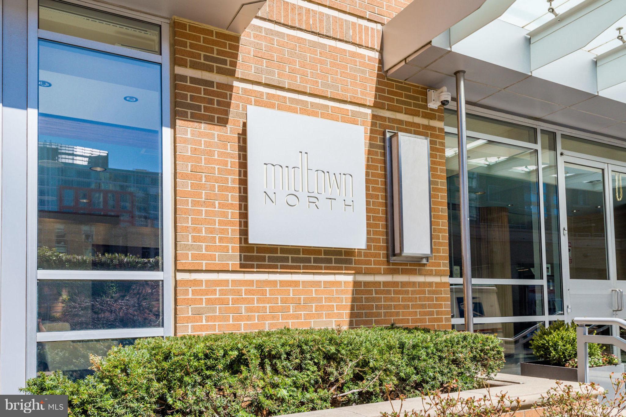 MIDTOWN ALEXANDRIA STATION CONDOMINIUM - Residential Lease