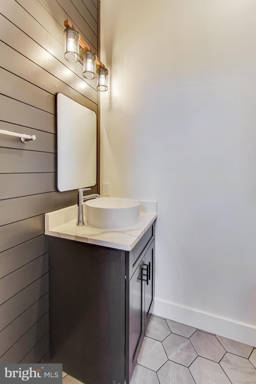 MARGUERITE PERREL - Residential